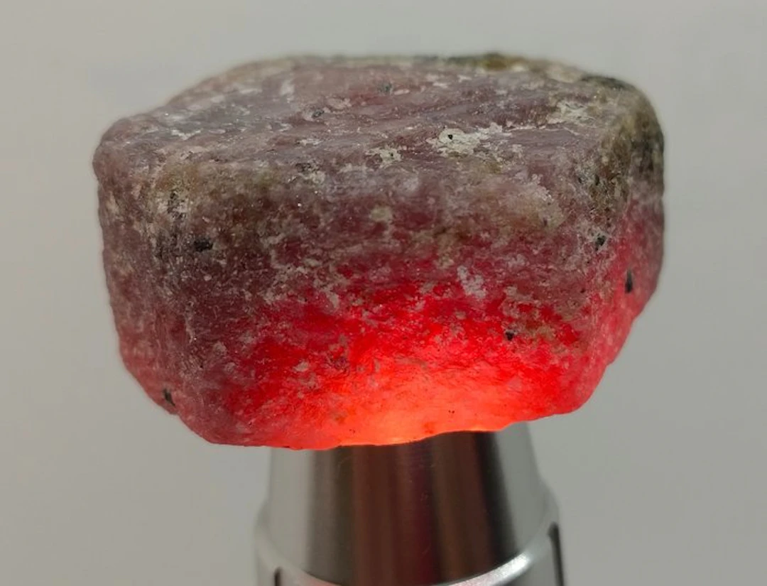 416 cts - HUGE Untreated Ruby - Rough- 83.2 g