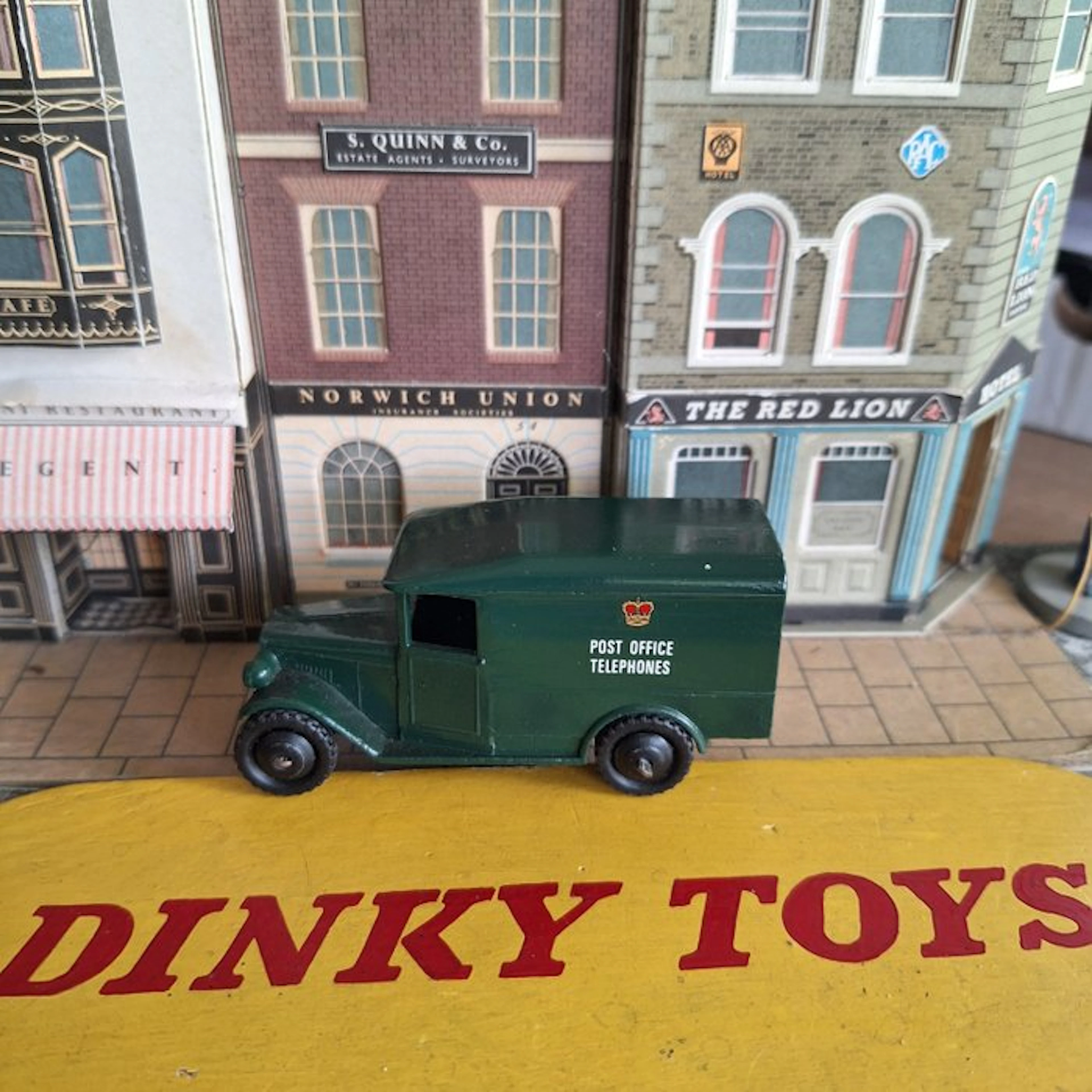 Dinky Toys 1:43 - Model car - Dinky Toys - Post / Telephone