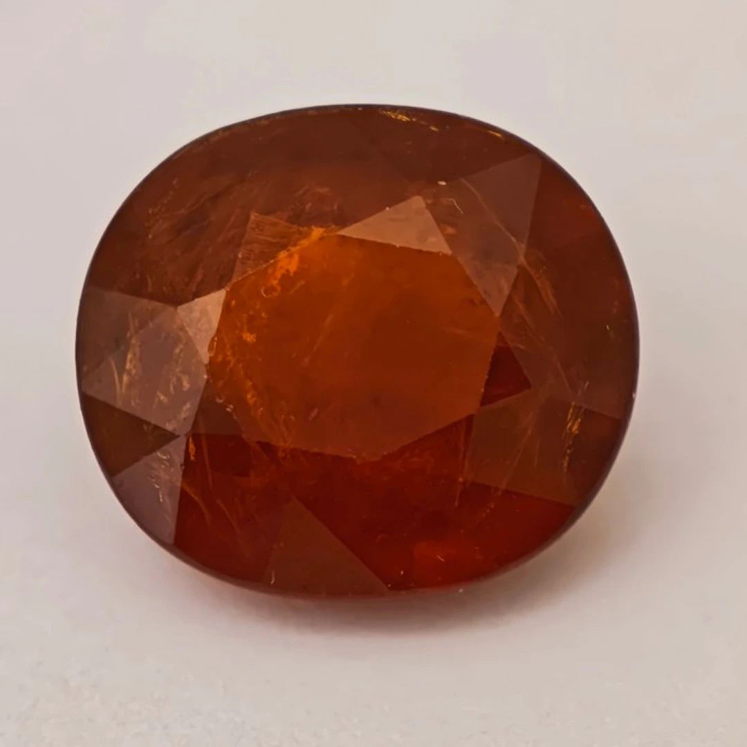 No reserve price Garnet - 7.35 ct - Antwerp Laboratory...