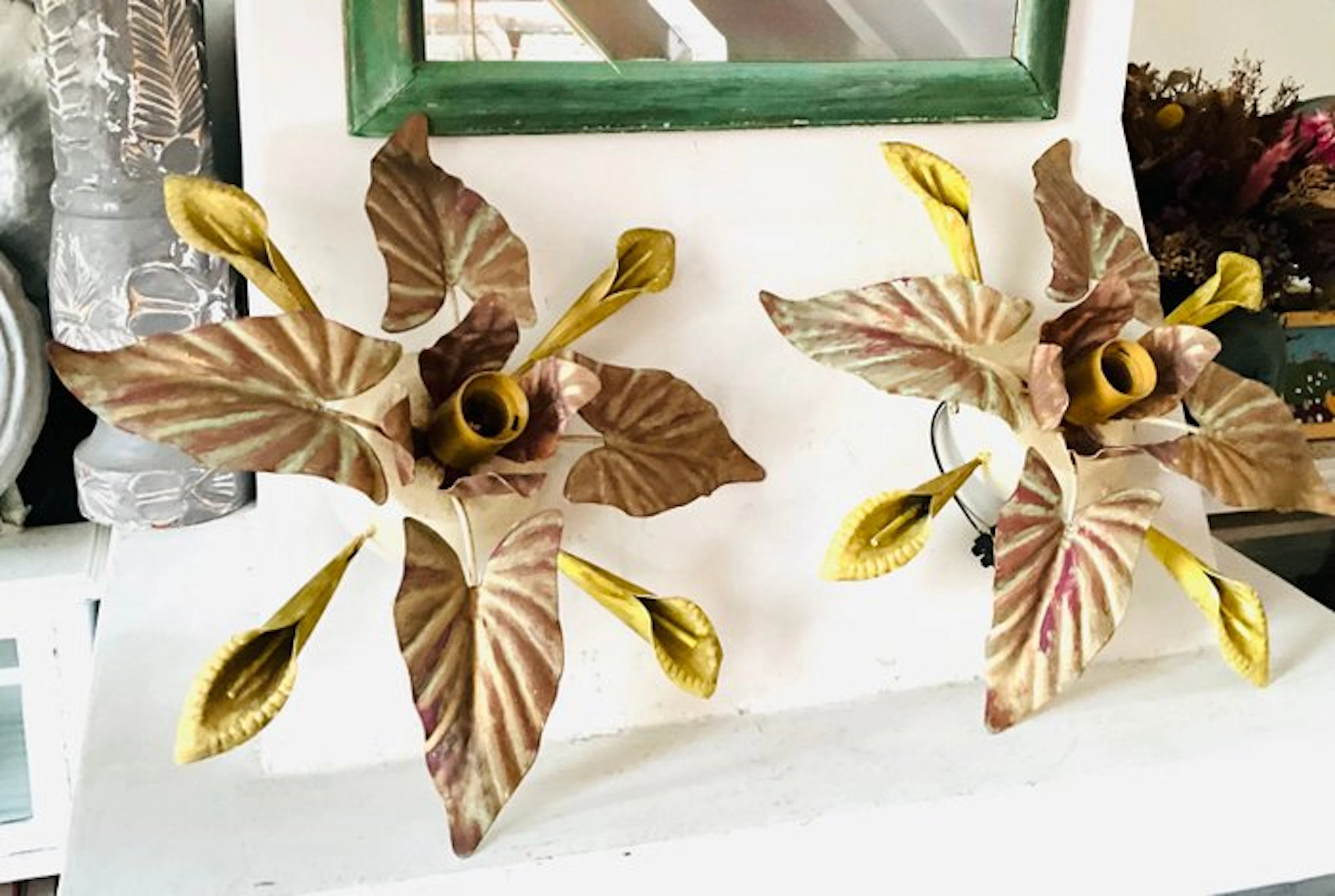 Wall lamp - Metal - a pair of wall sconces.