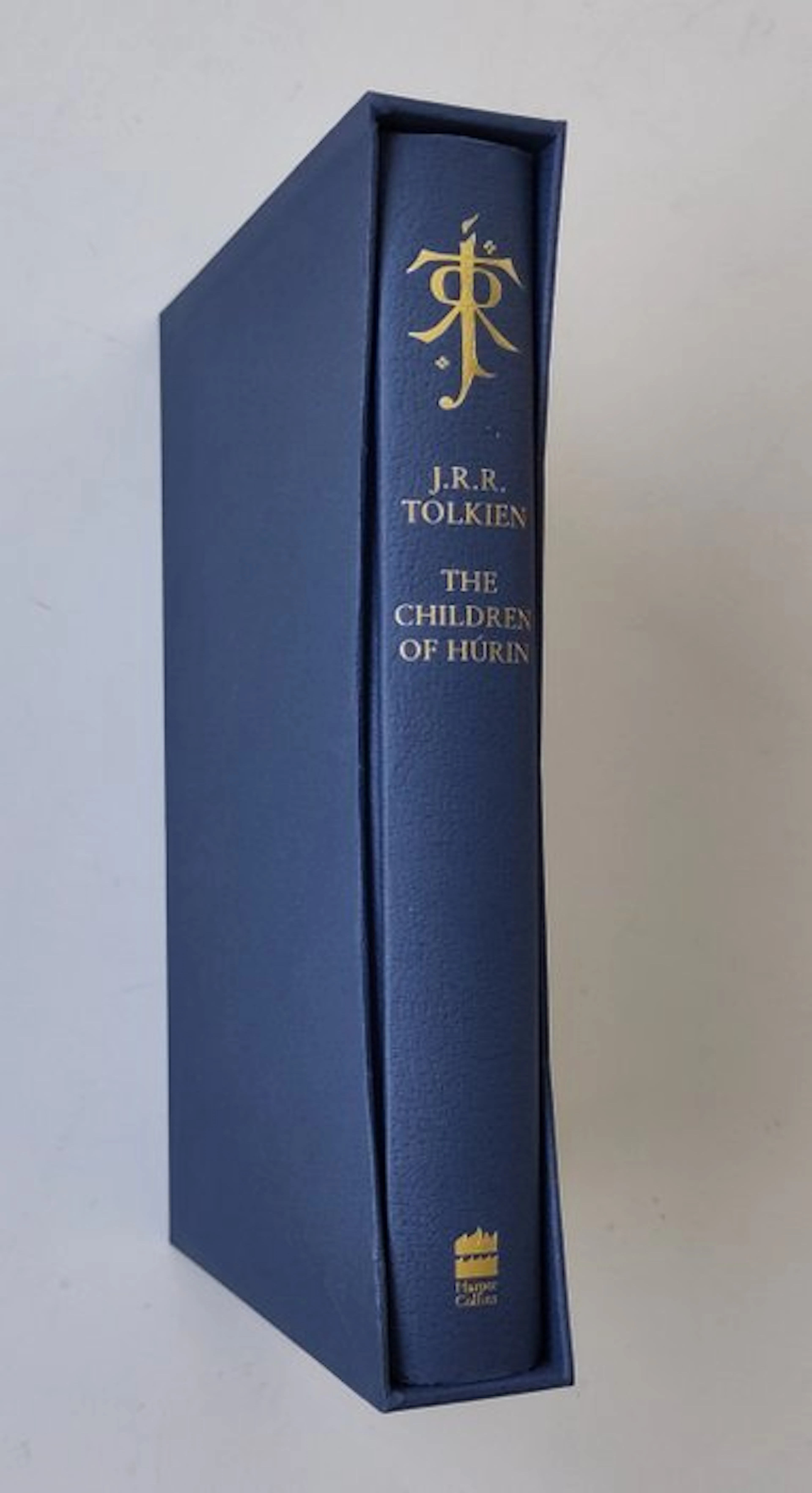 J.R.R. Tolkien; Alan Lee - Deluxe illustrated edition of...