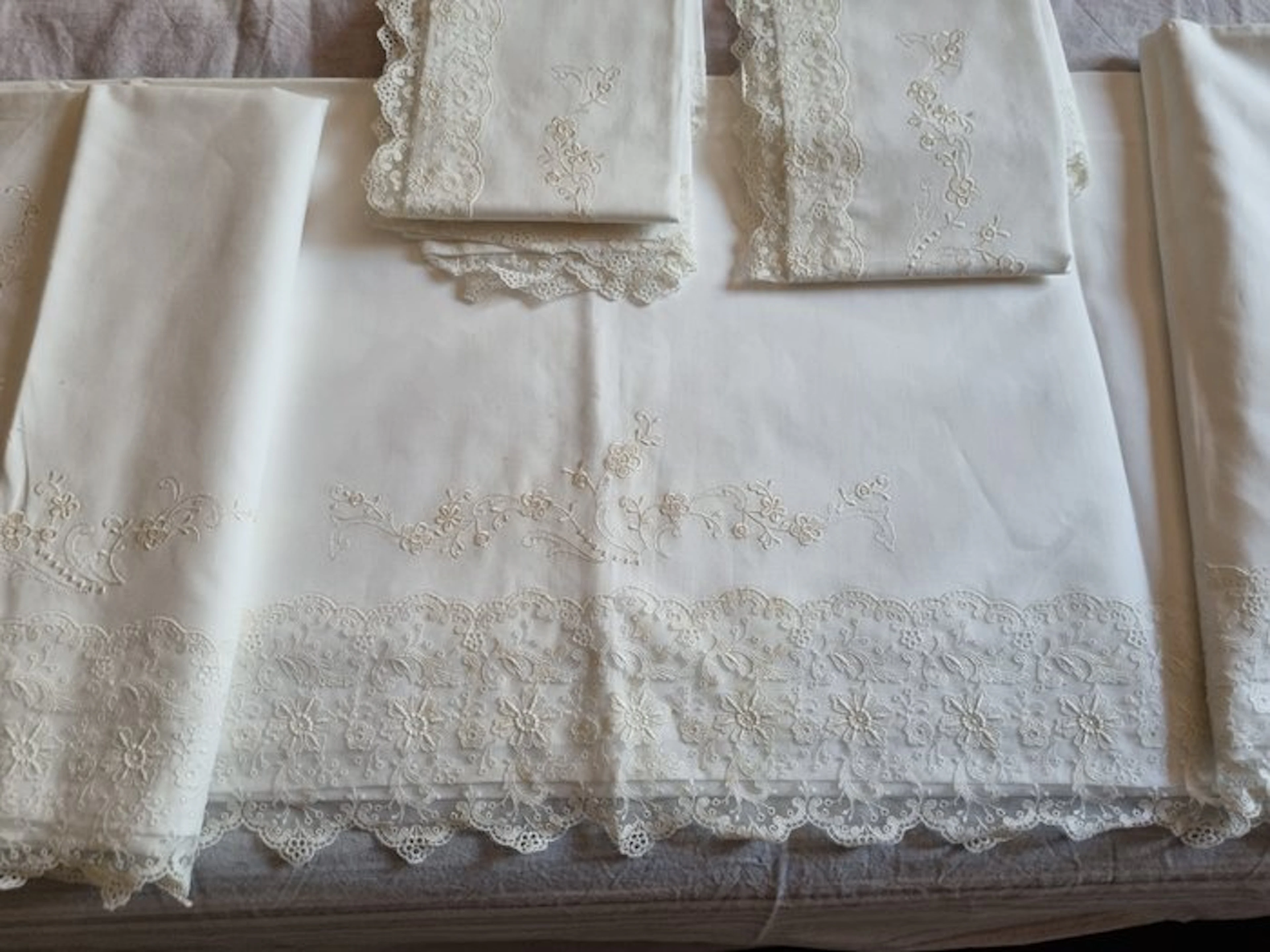 Bed sheet (3) - 280 cm - 240 cm - bridal jewelry set won
