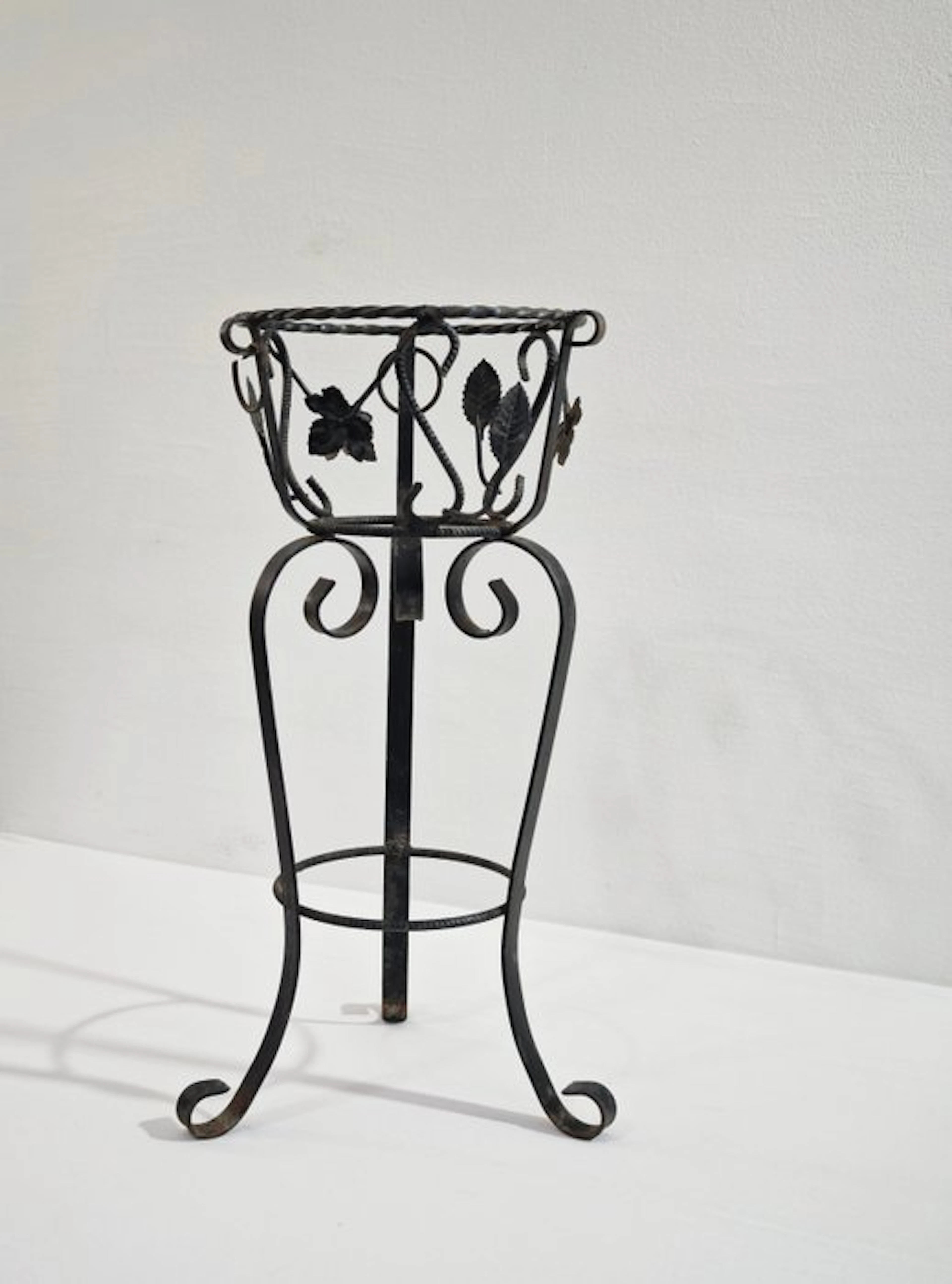 Flower pot - Wrought iron - Planter from Italy, 1940s–1950s