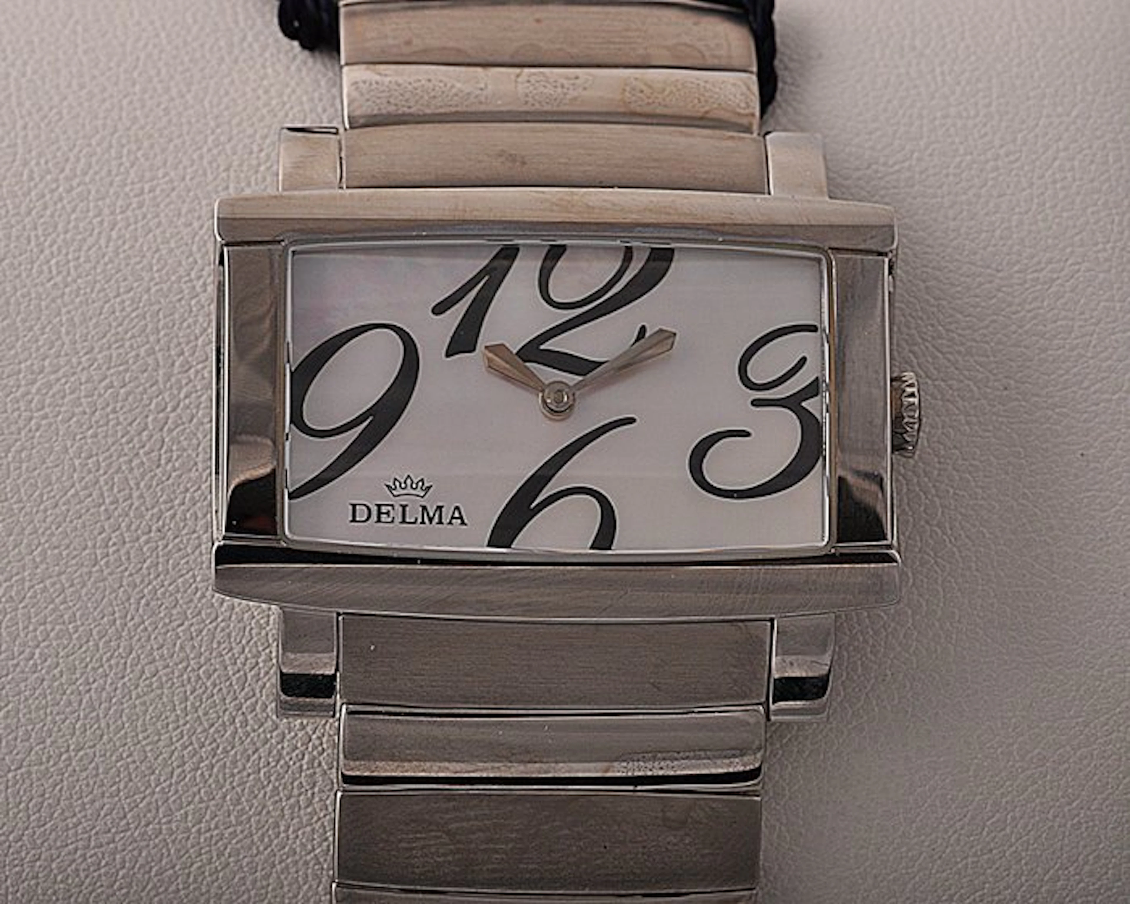 Delma - Lady D / Siena Rectangular - No reserve price...