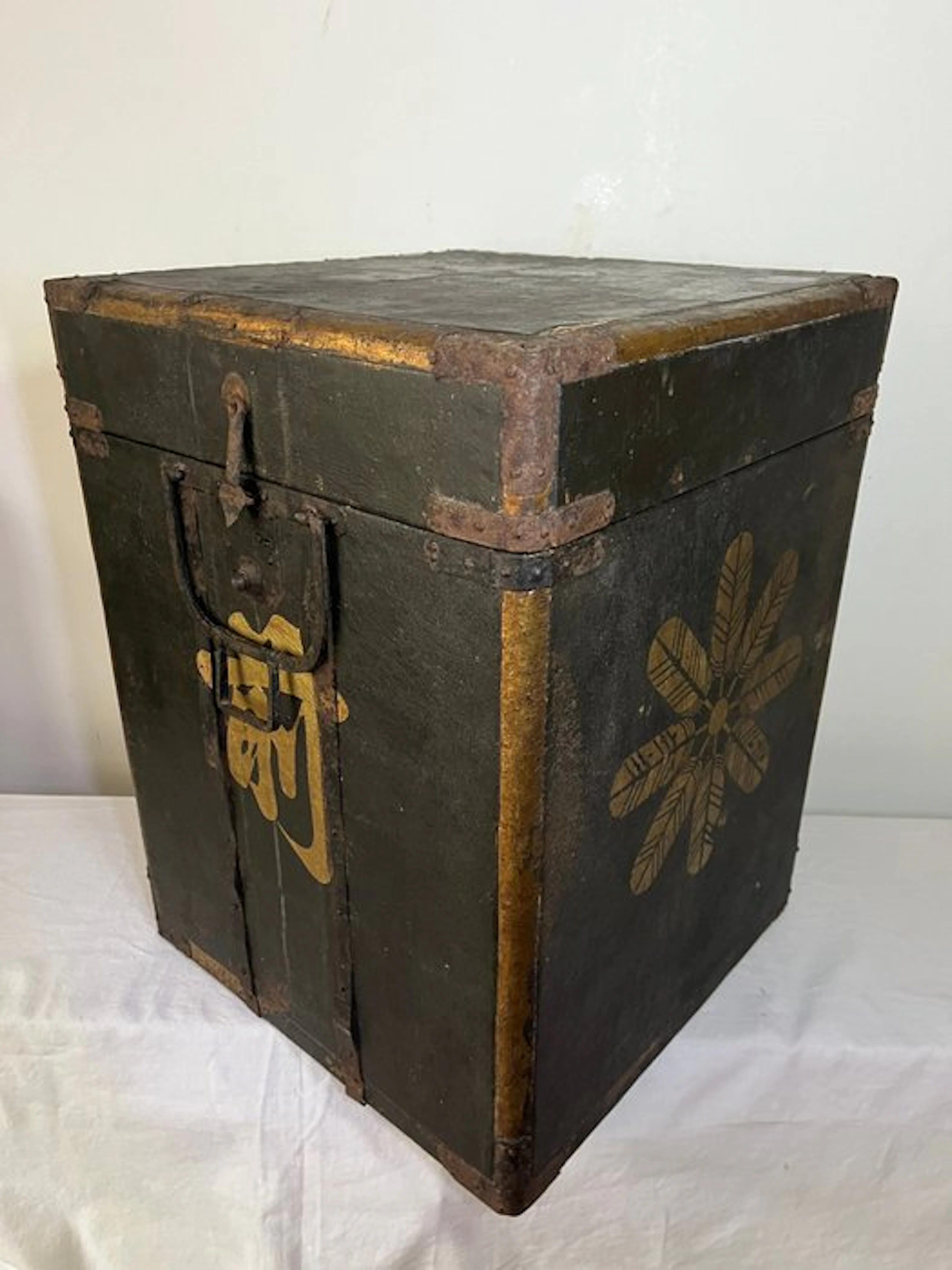 Large Antique Dark Green wooden yoroi’bitsu 鎧櫃 Armour...