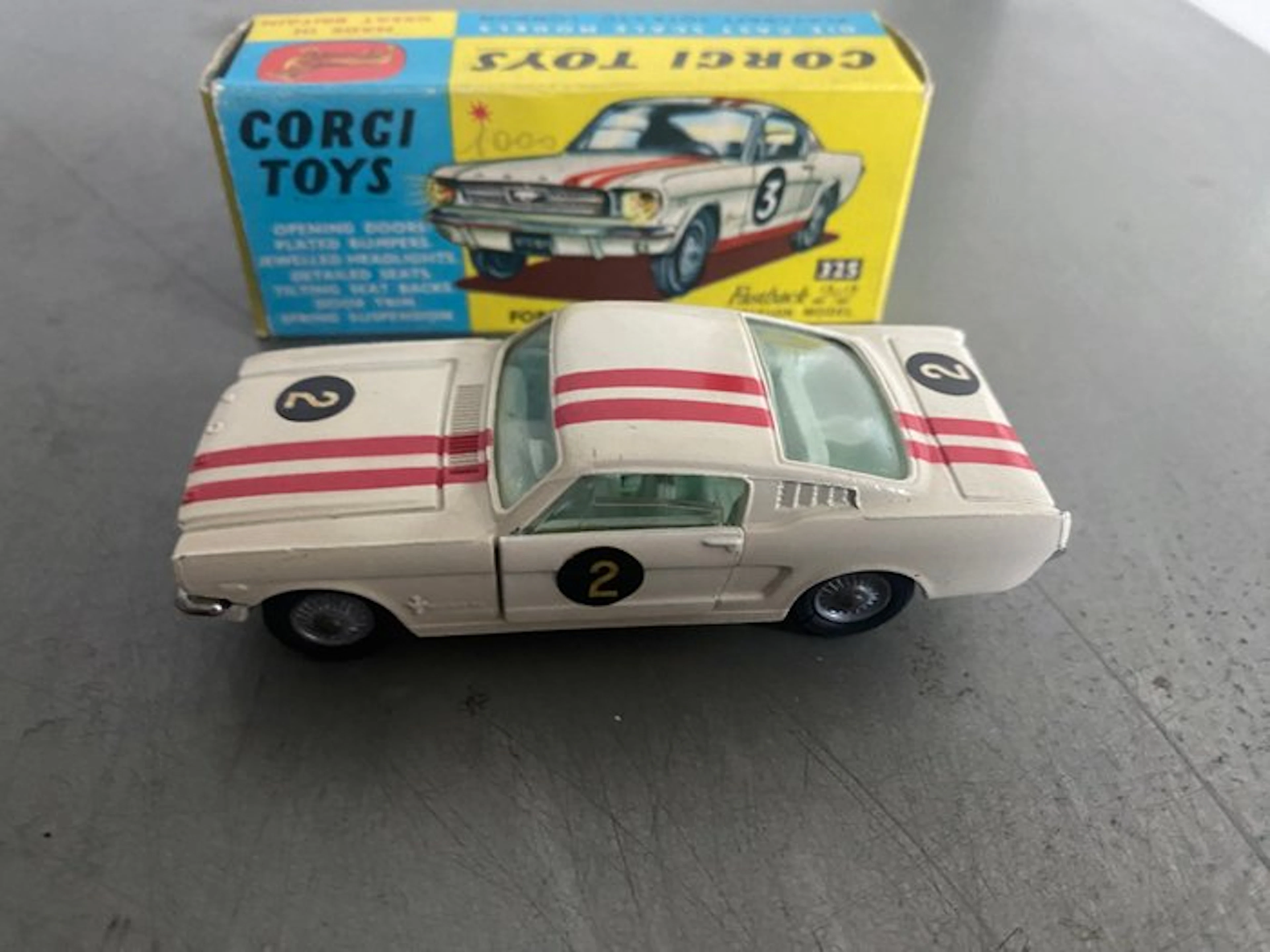 Corgi - Model car - Corgi Toys 325 Ford Mustang Fastback...