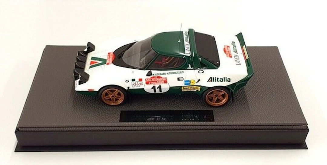 Top Marques 1:18 - Model race car - Lancia Stratos HF #11...