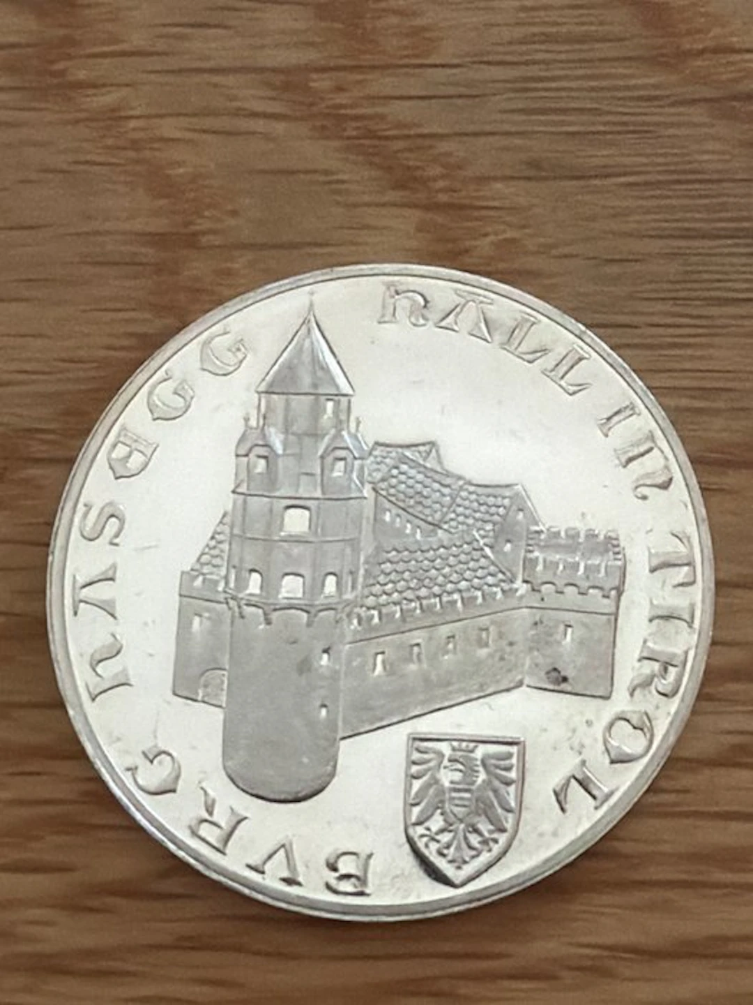 World. 1974 Hall in Tirol 27,6g (.900) Silber (No reserve price)