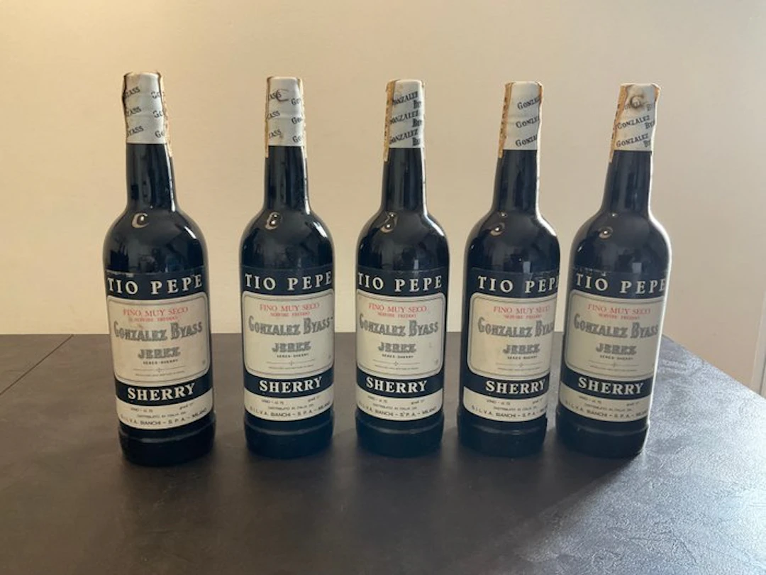 Gonzalez Byass, Tio Pepe Sherry Muy Seco - Jerez Fino - 5 Bottles (0.75L)
