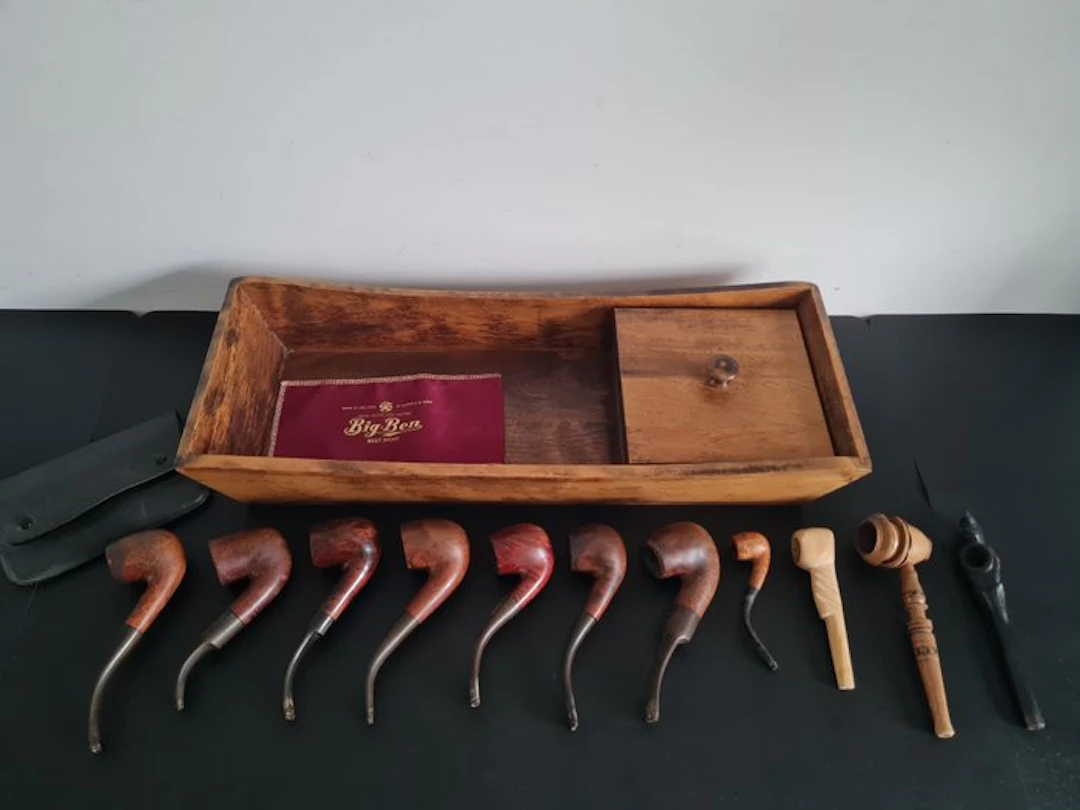No reserve price - Pipe cabinet - Collection of 11...