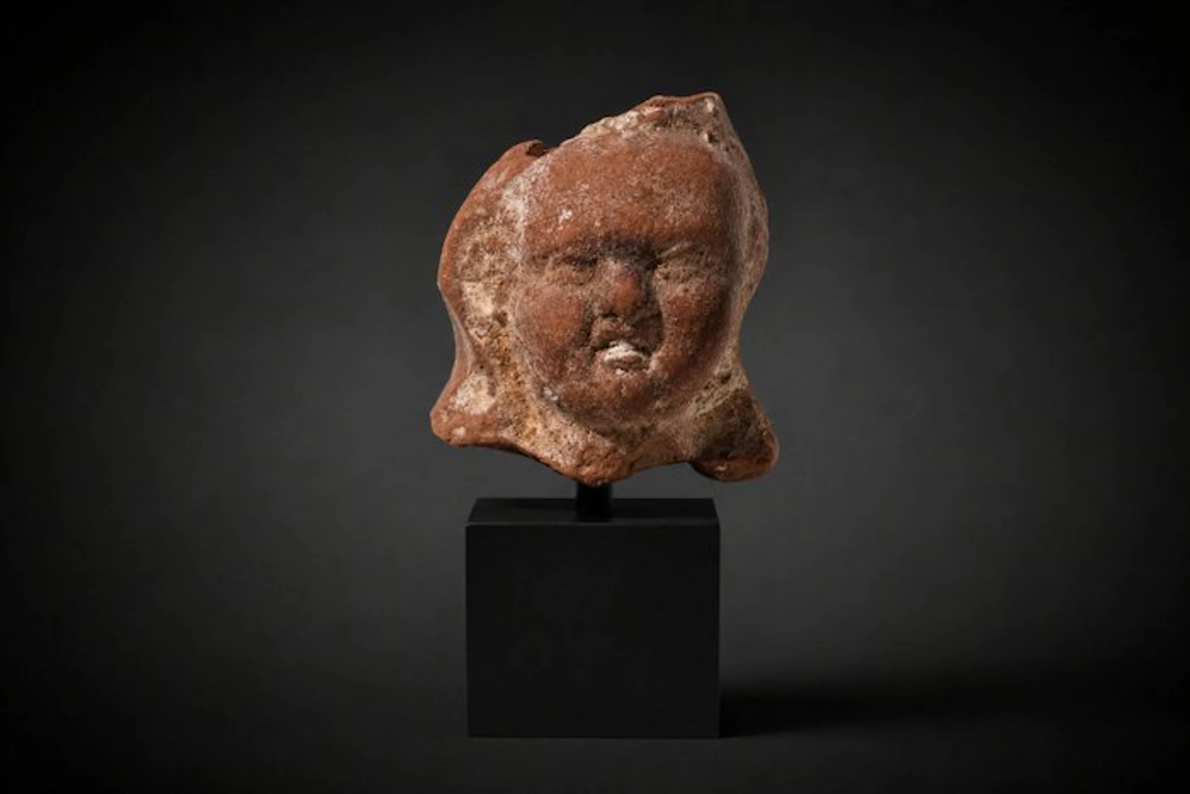 Ancient Greek Eros terracotta head - 4.2 cm