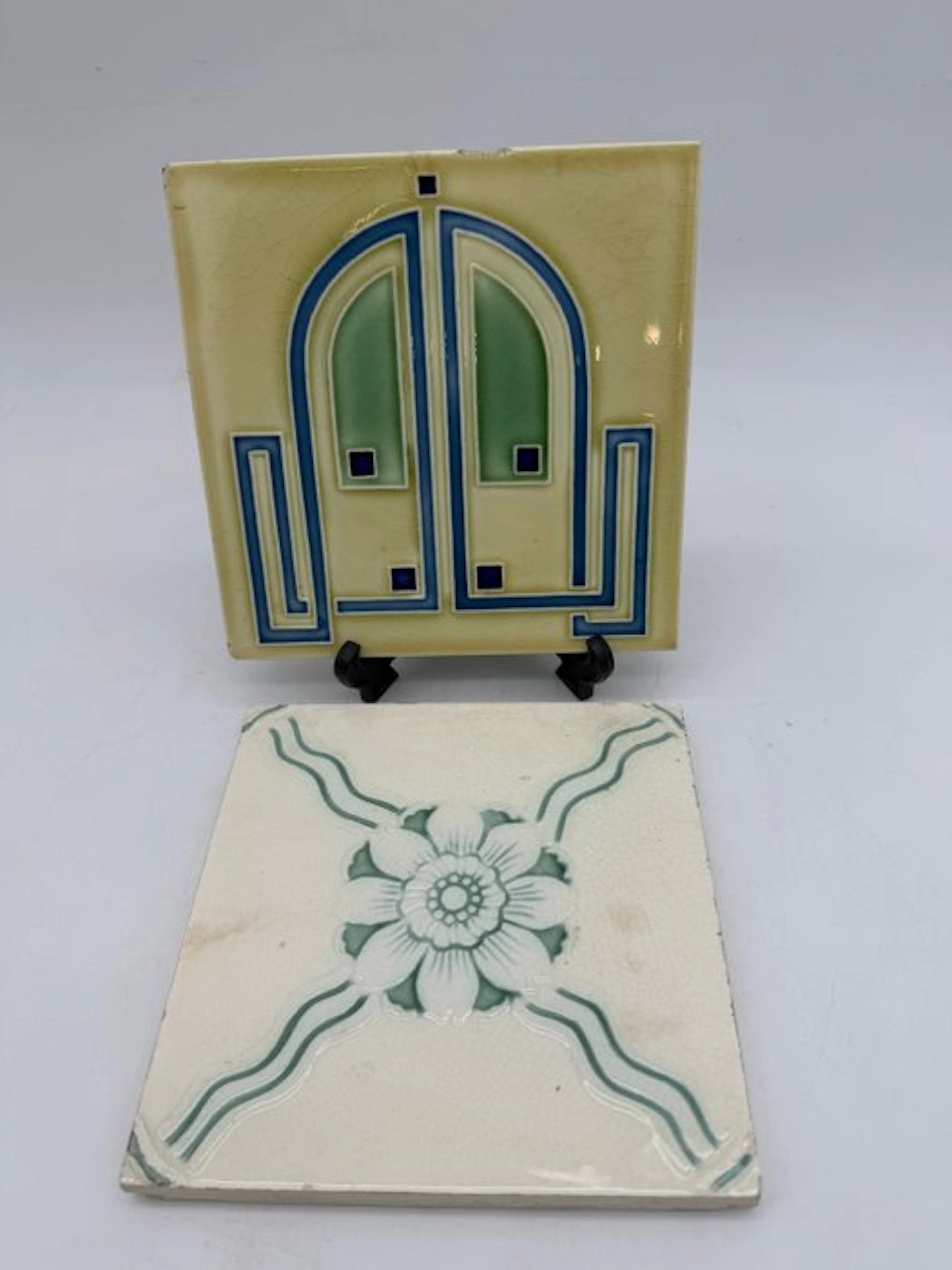 Jugendstil Tile (2) - Geometric & Floral Motif...