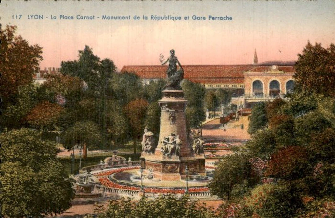 France - Postcard (313) - 1900-1999
