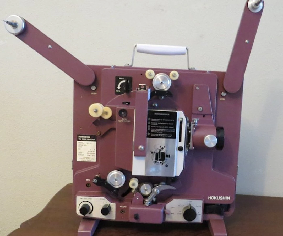 Hokushin Type SC-10M Film projector