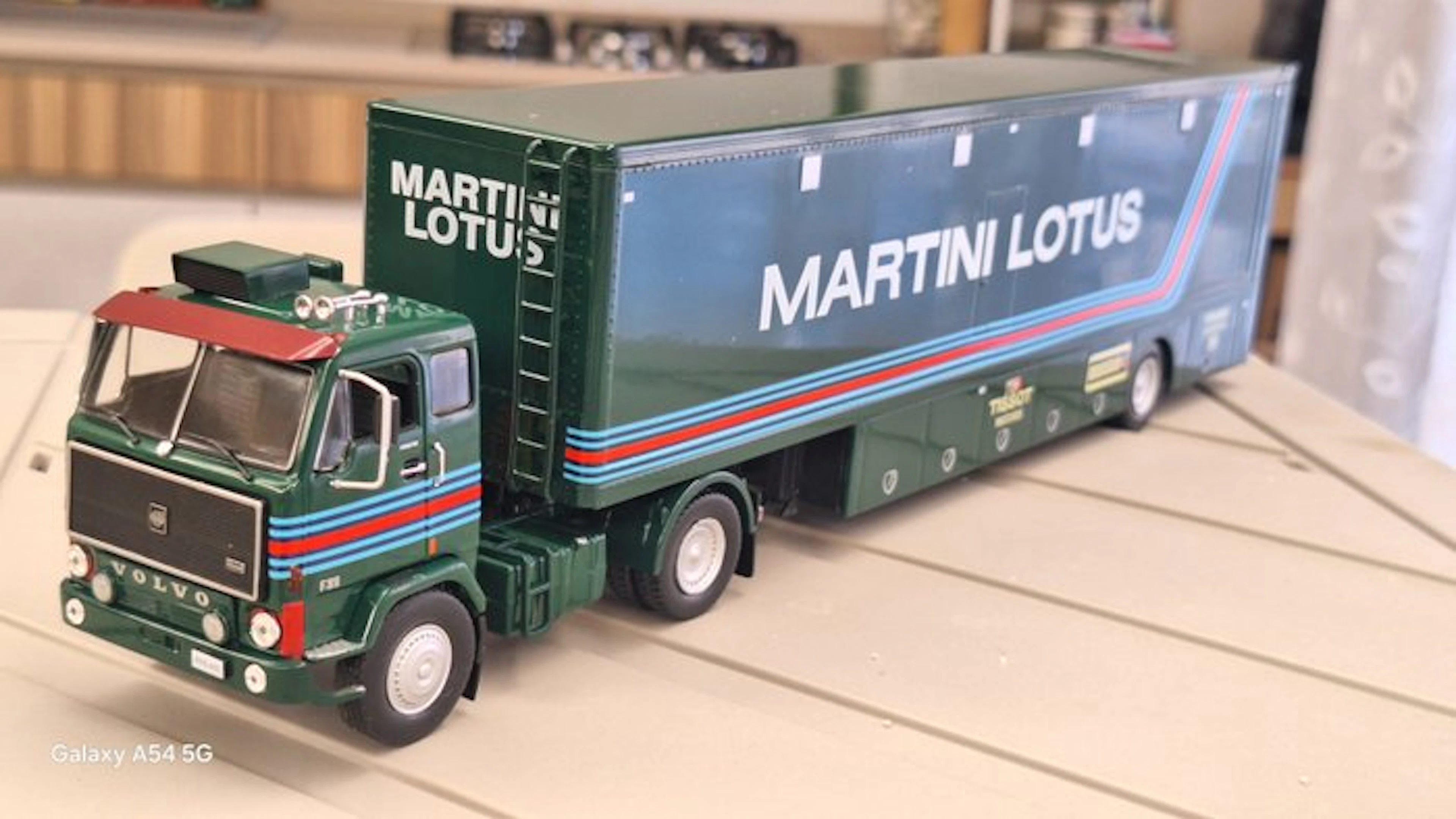 Hachette 1:43 - Model truck - Volvo F89 F1 Lotus - Truck...