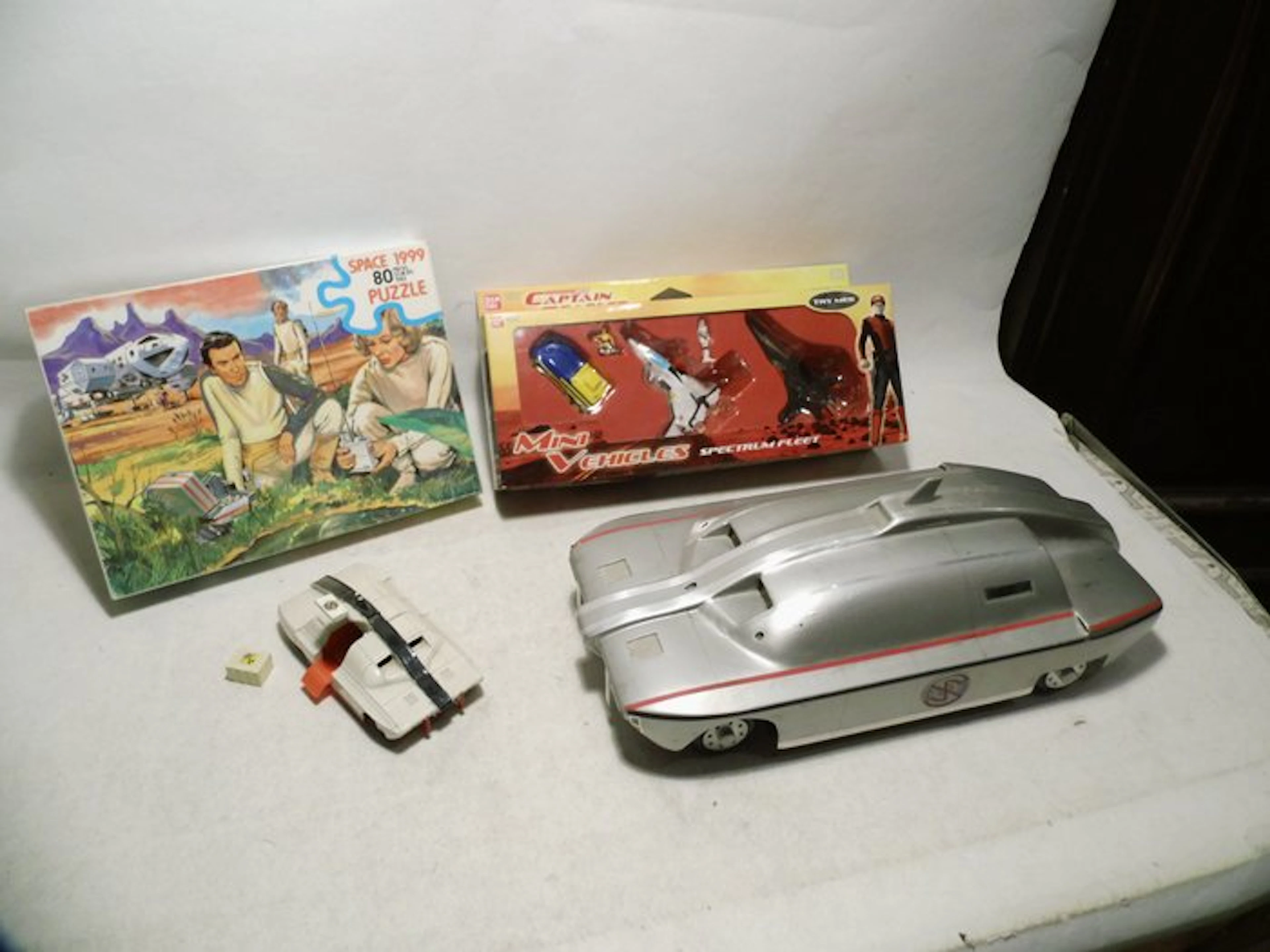 Dinky Toys - Action figure Maximum Security Vehicle...