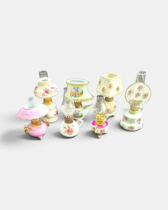 Oil lamp (7) - Porcelain
