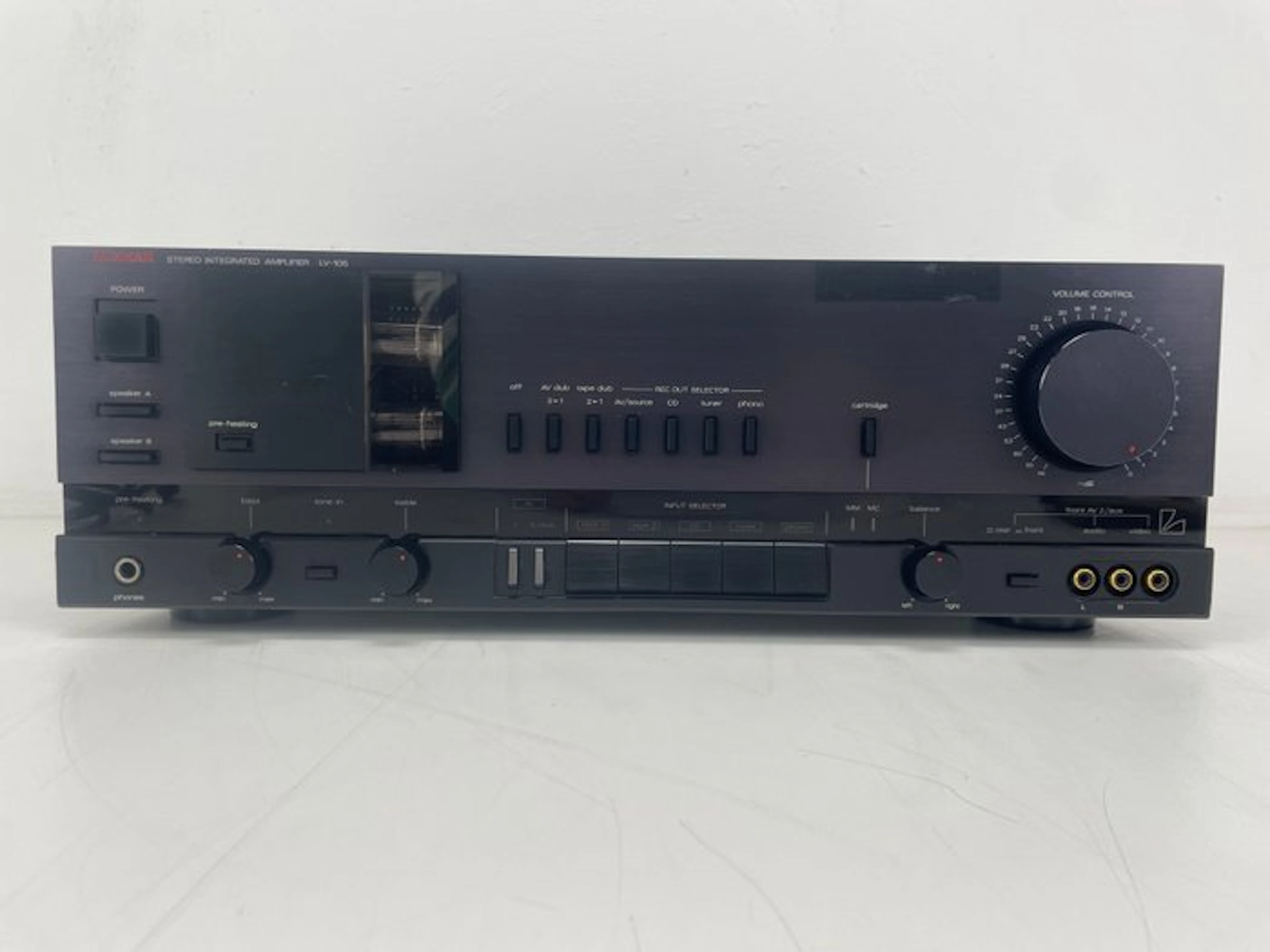 Luxman - LV-105 Stereo Hybrid Tube - Integrated Audio amplifier
