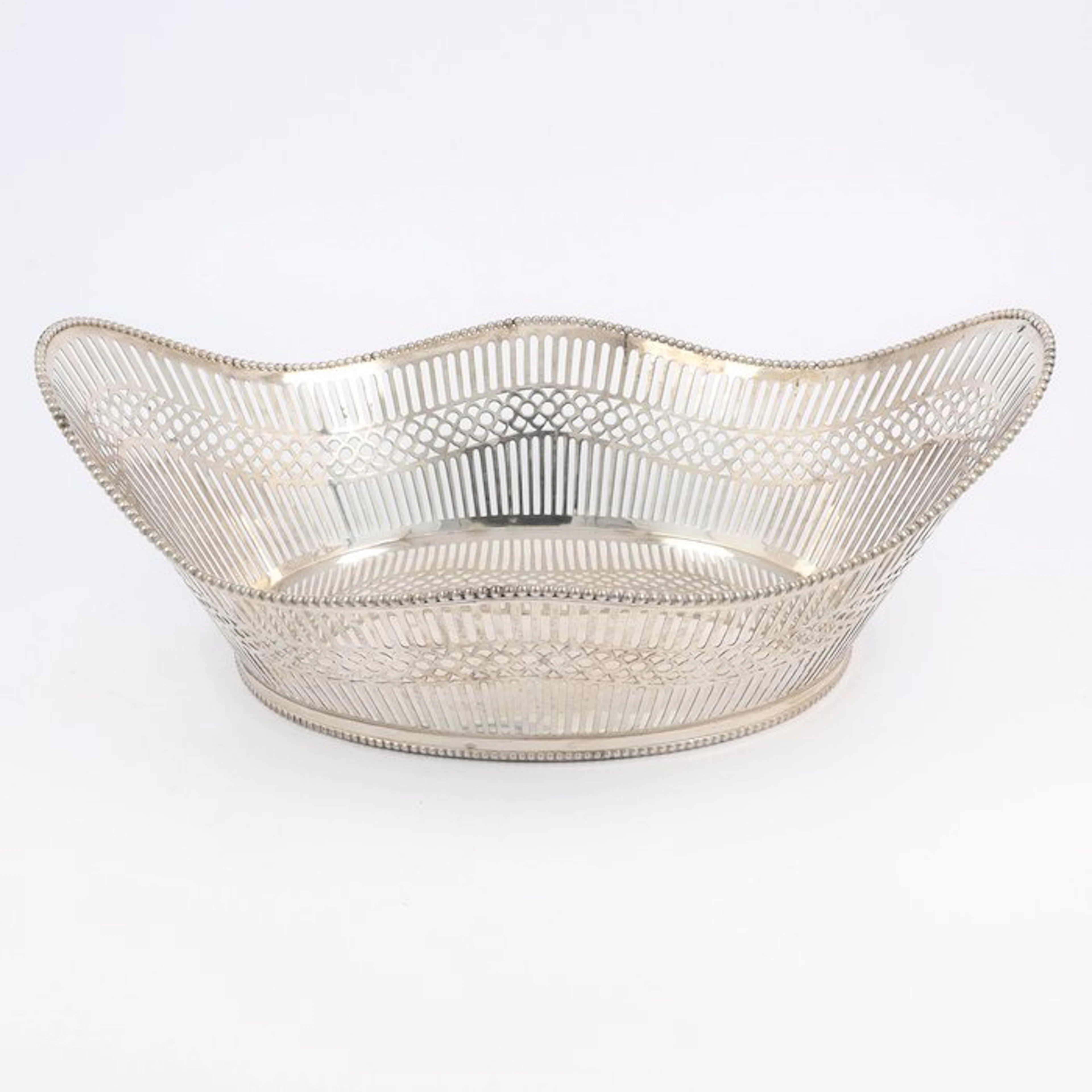 Van Kempen, Begeer & Vos (Voorschoten 1923) - Bread basket - .833 silver