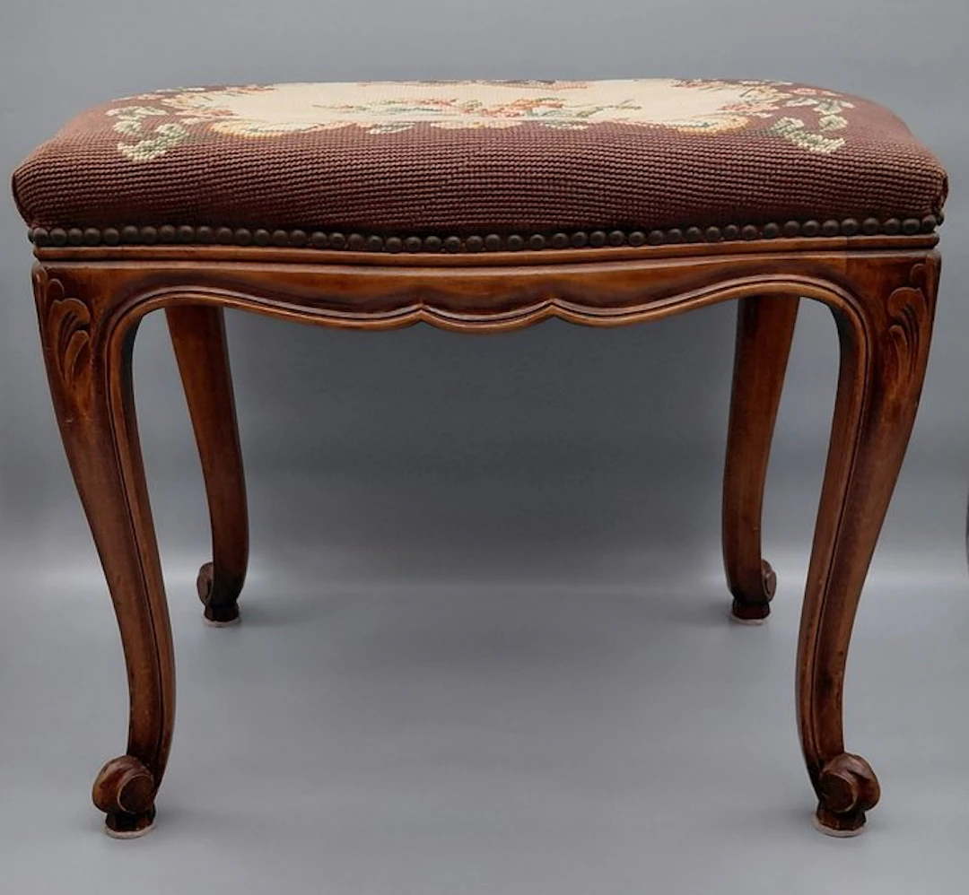 Side table - French Tabouret / Stool in Louis XV style...