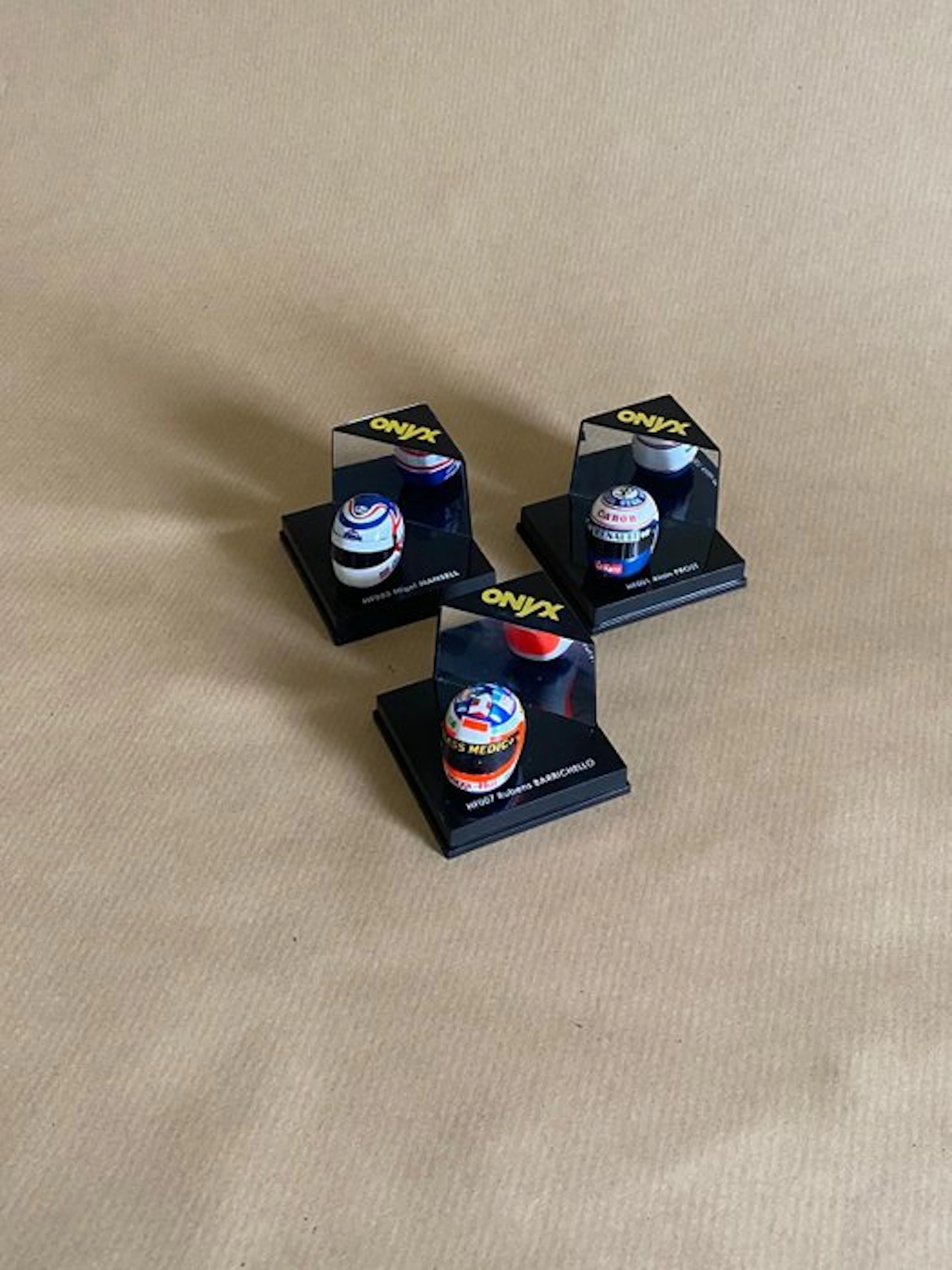 Onyx 1:12 - Model car (3) - Formel 1 Miniaturhelme Nigel...