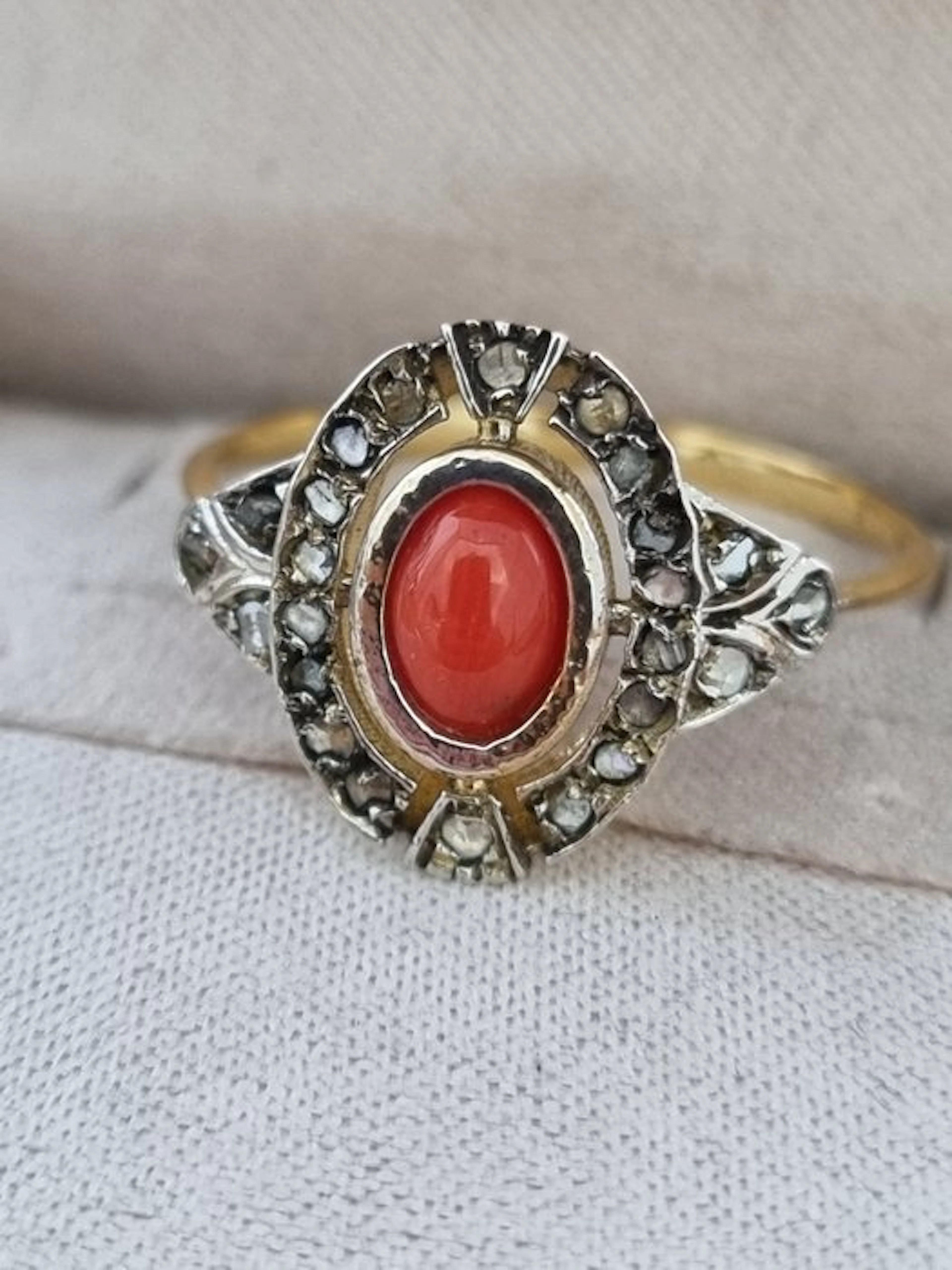 No reserve price - Ring - 9 kt. Silver, Rose gold Coral - Diamond