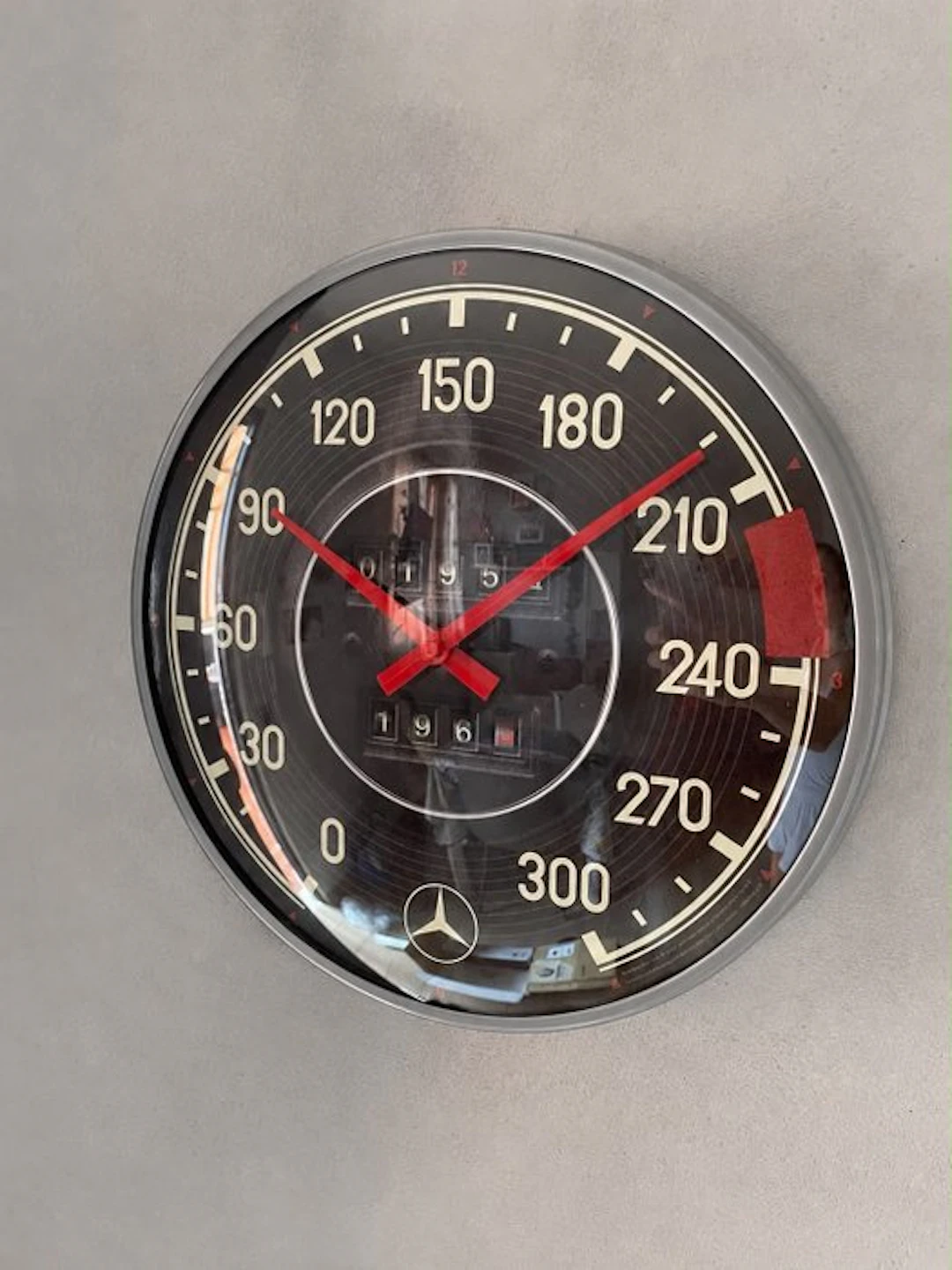 Wall clock - Plastic - 2000-2010