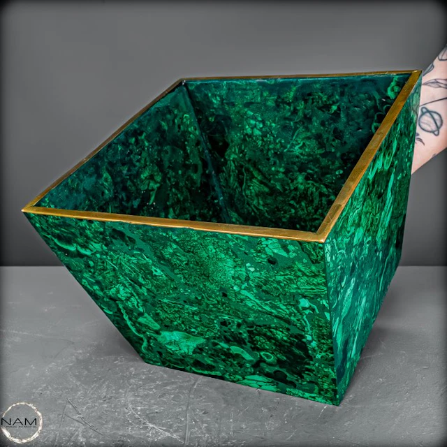 Handcrafted Malachite Bowl – luxurious art of nature with...