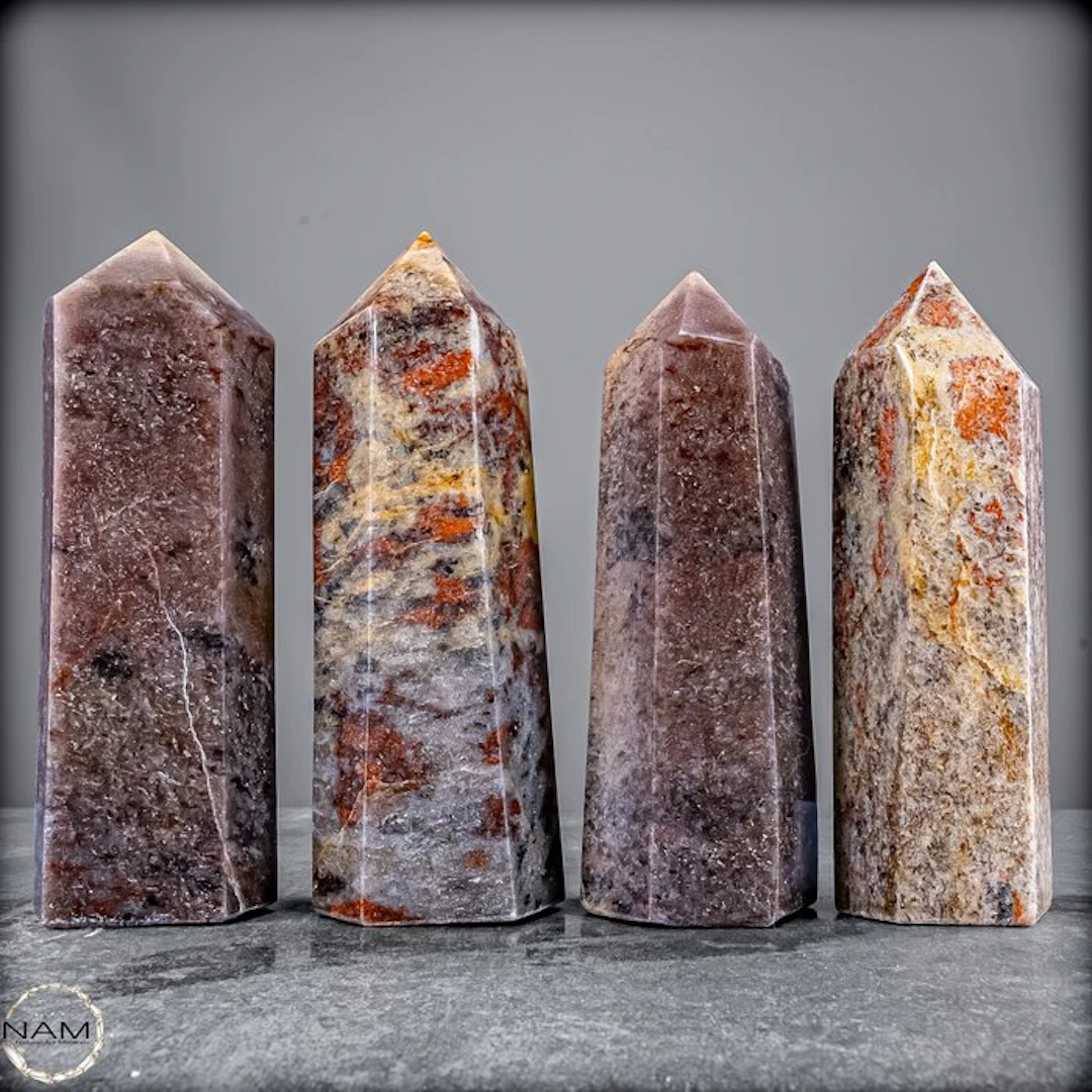 Natural aventurine obelisk set – sparkling quartz tips...
