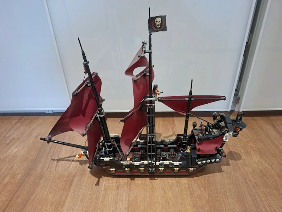 LEGO Set - 4195 - Disney, Pirates of the Caribbean - Queen Anne's Revenge