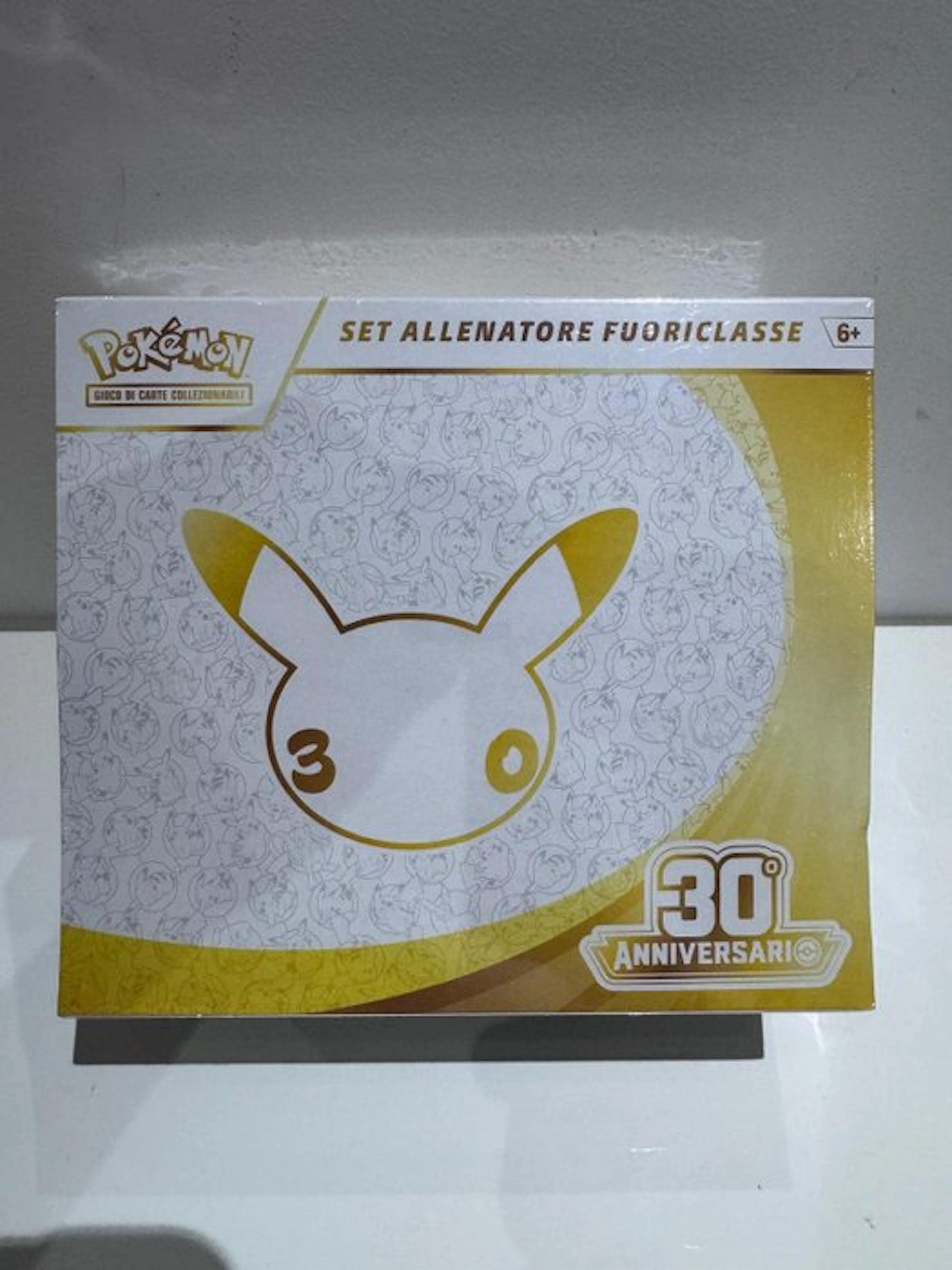 Pokémon - 1 Elite trainer box - ETB POKEMON 30 ANNIVERSARIO - Various sets
