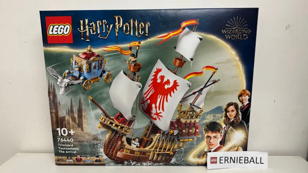 LEGO Set - 76440 - Harry Potter - Triwizard Tournament: The Arrival