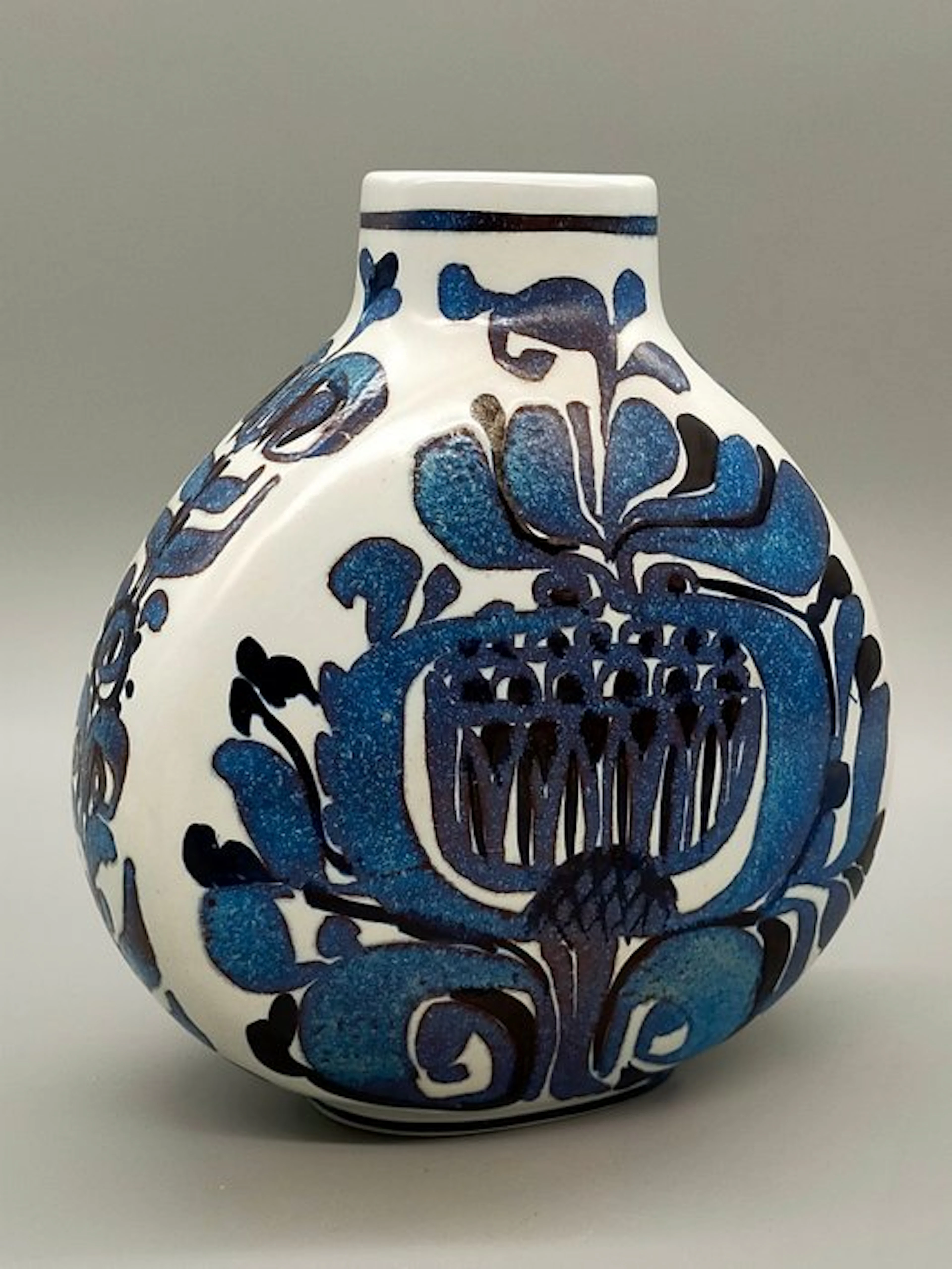 Royal Copenhagen - Tenera Vase – Kari Christensen - Vase - Ceramic
