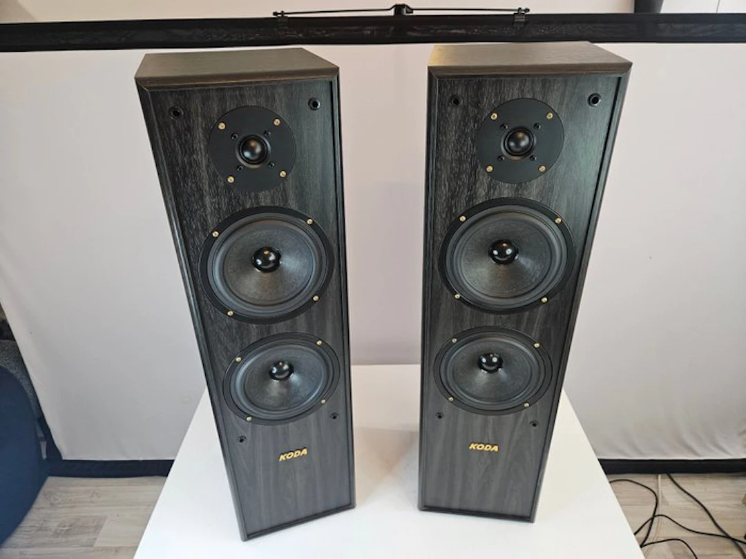 Koda - AV968F floorstanding speaker set Speaker set