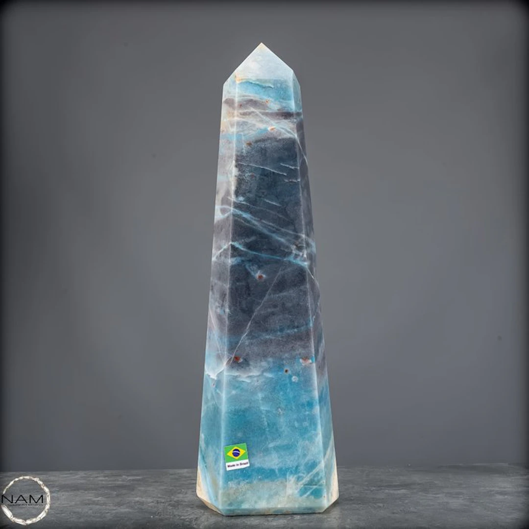 Trolleit Obelisk from Brazil – A majestic natural work of...