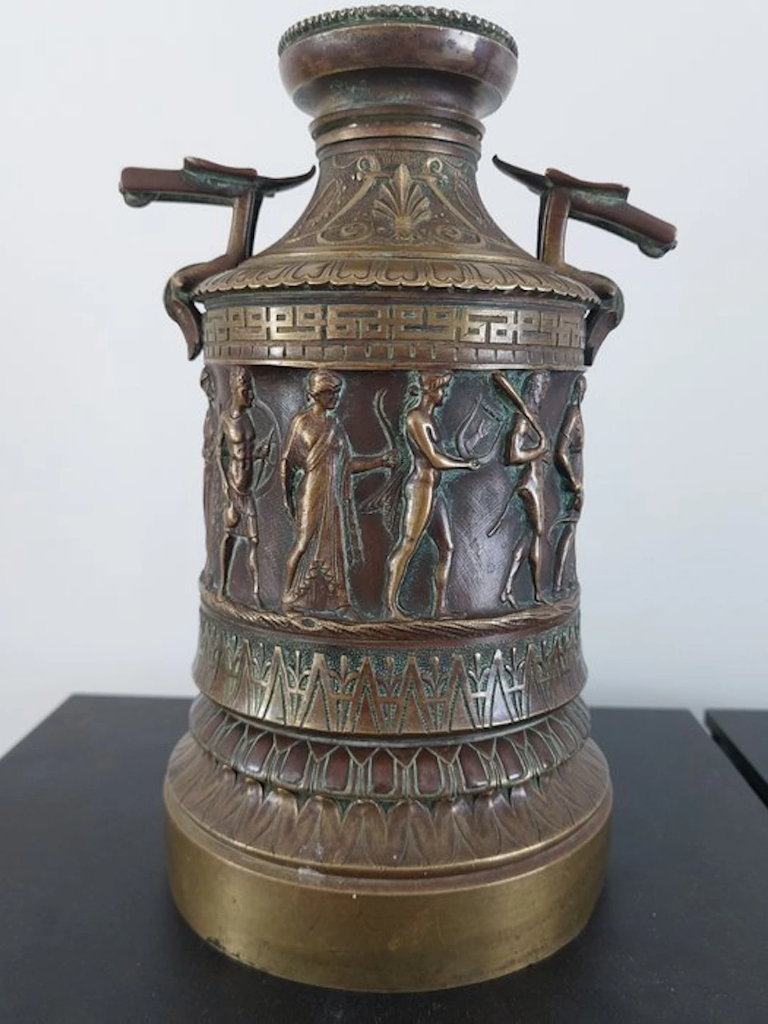 Vase - Bronze