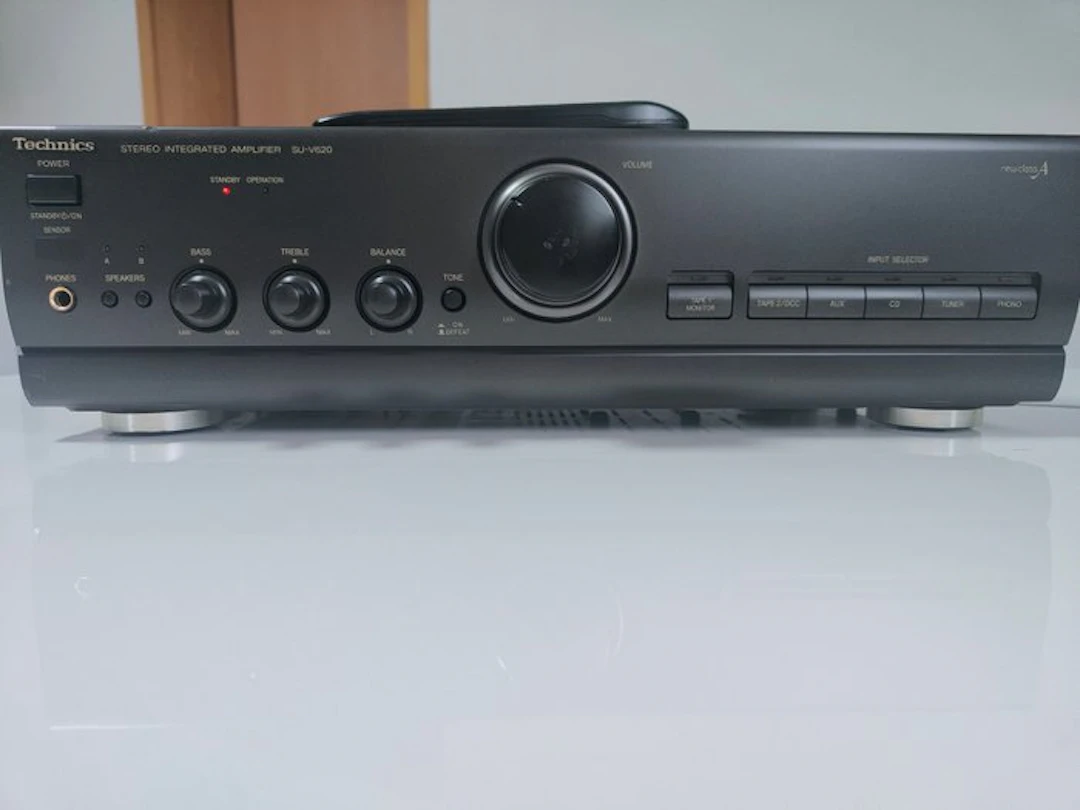 Technics - SU-V620 Solid state integrated amplifier