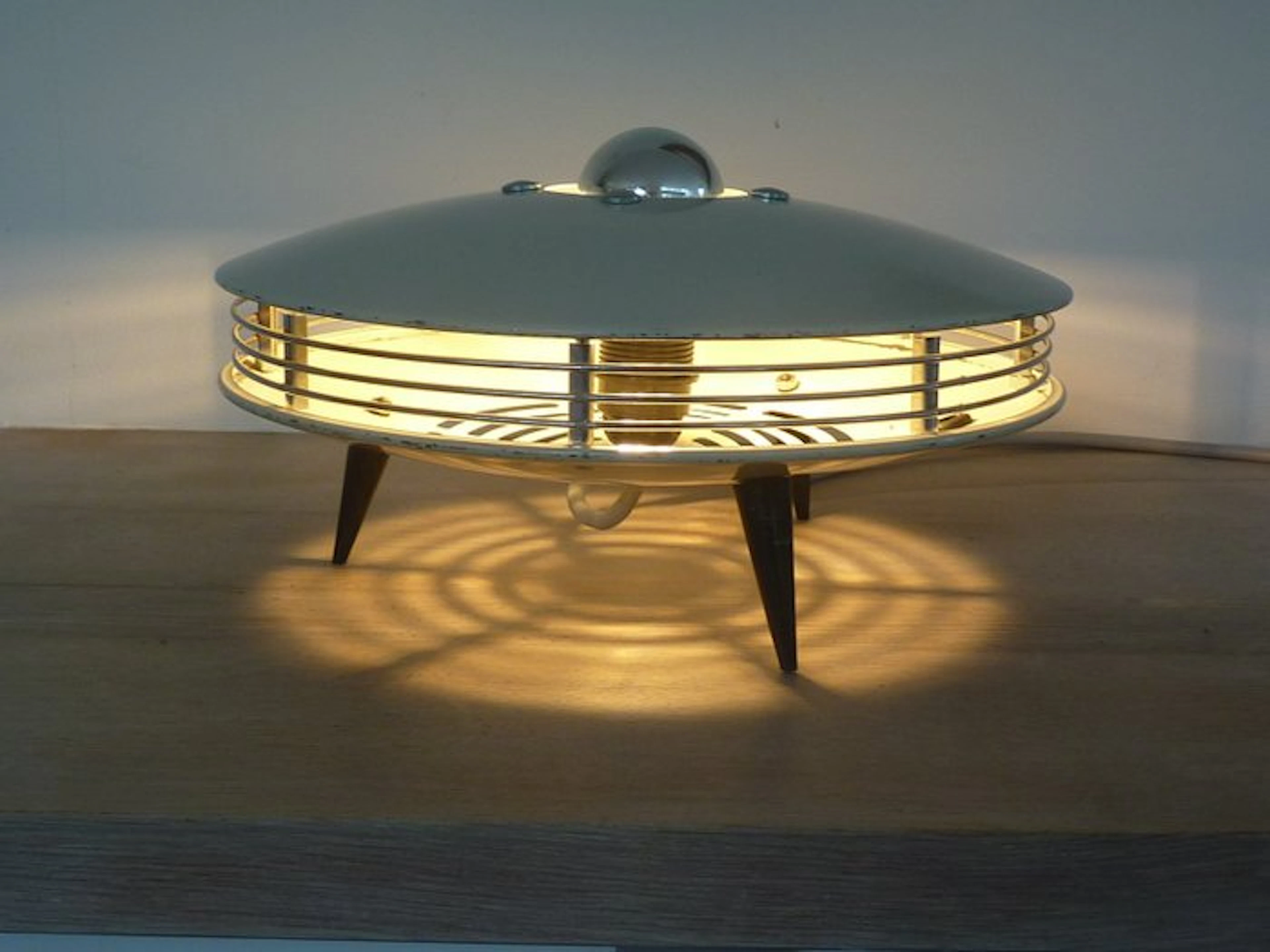 Louis Kalff - Table lamp - Indola-UFO