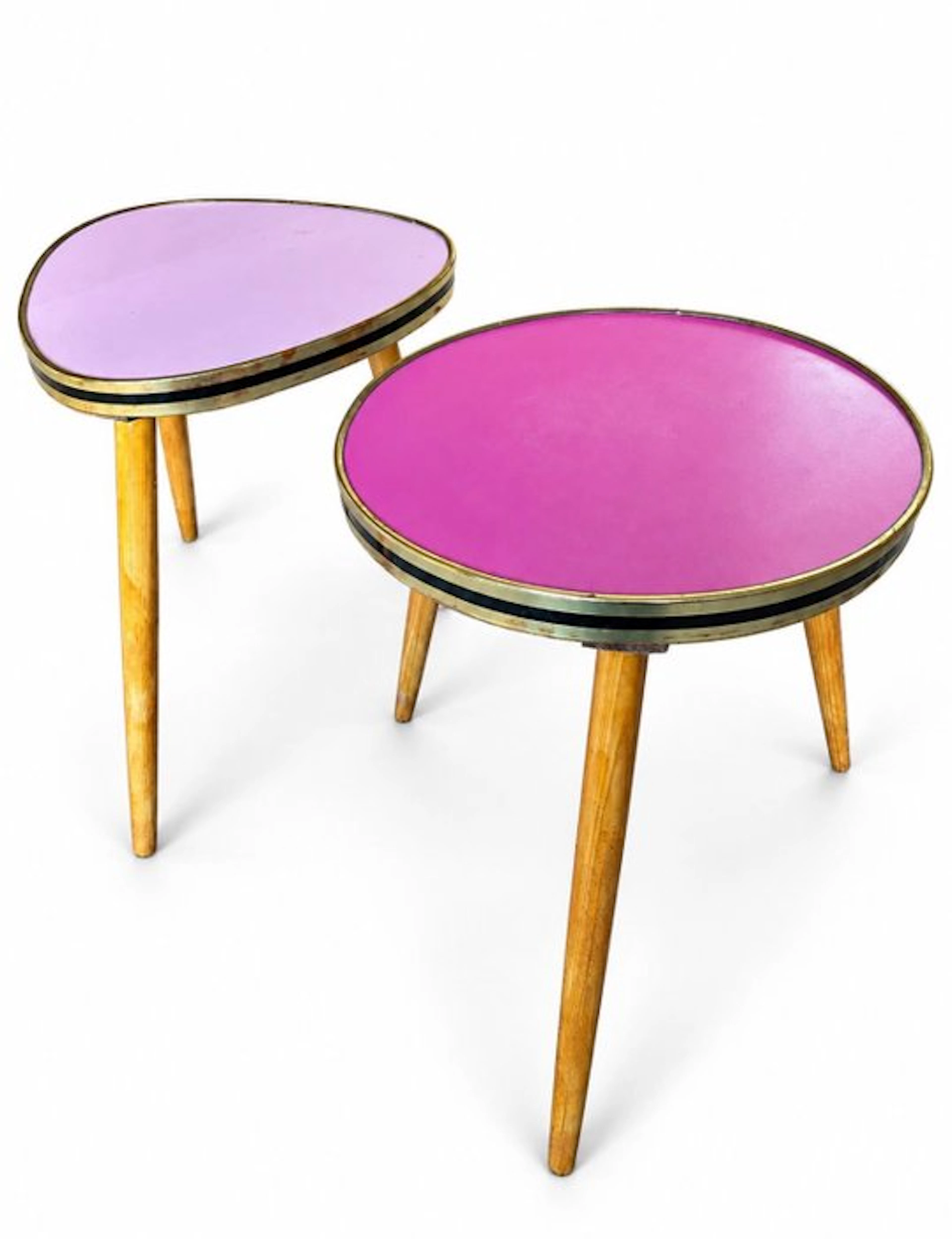 Nesting tables (2) - Wood - Set of vintage side tables