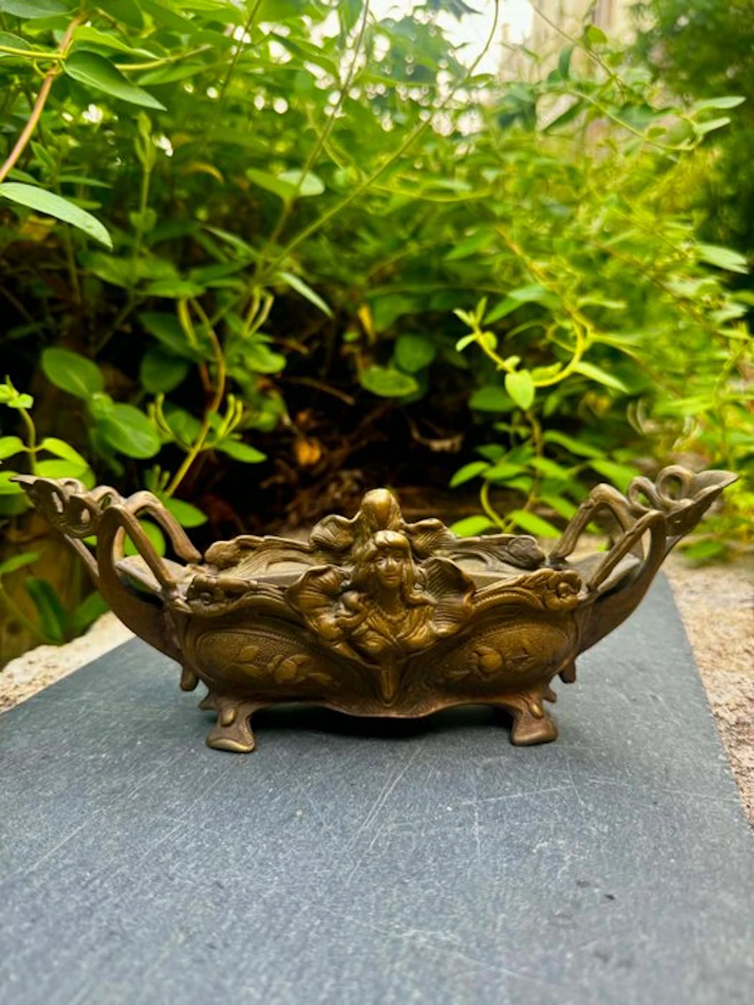 Centrepiece - Brass - Art nouveau