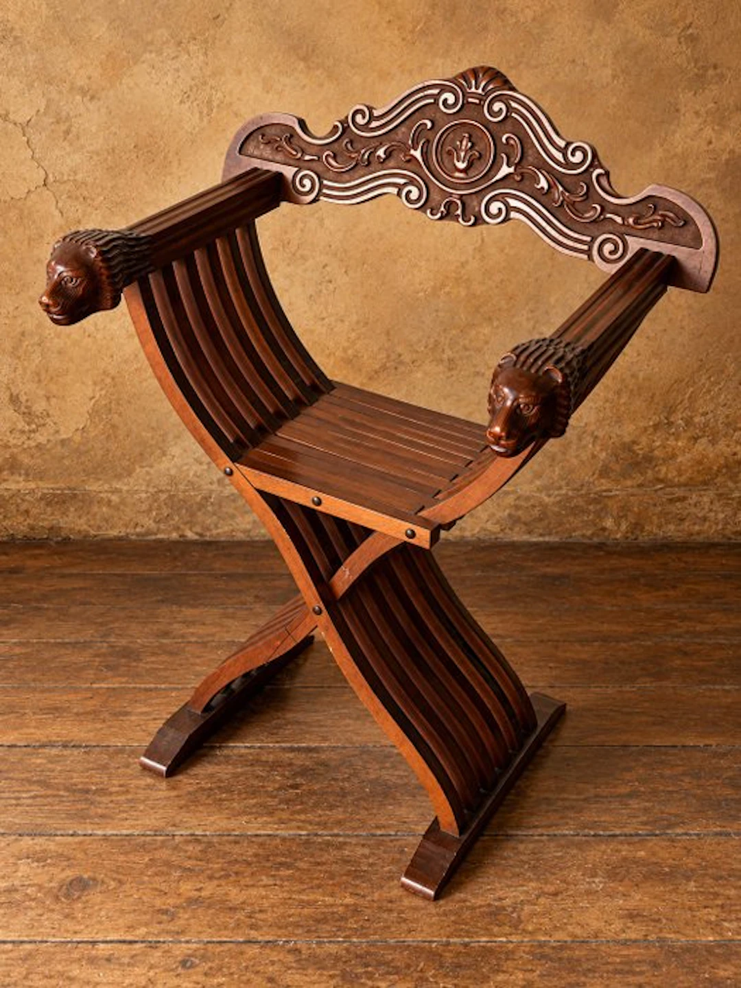 Armchair - Wood - Savonarola chair