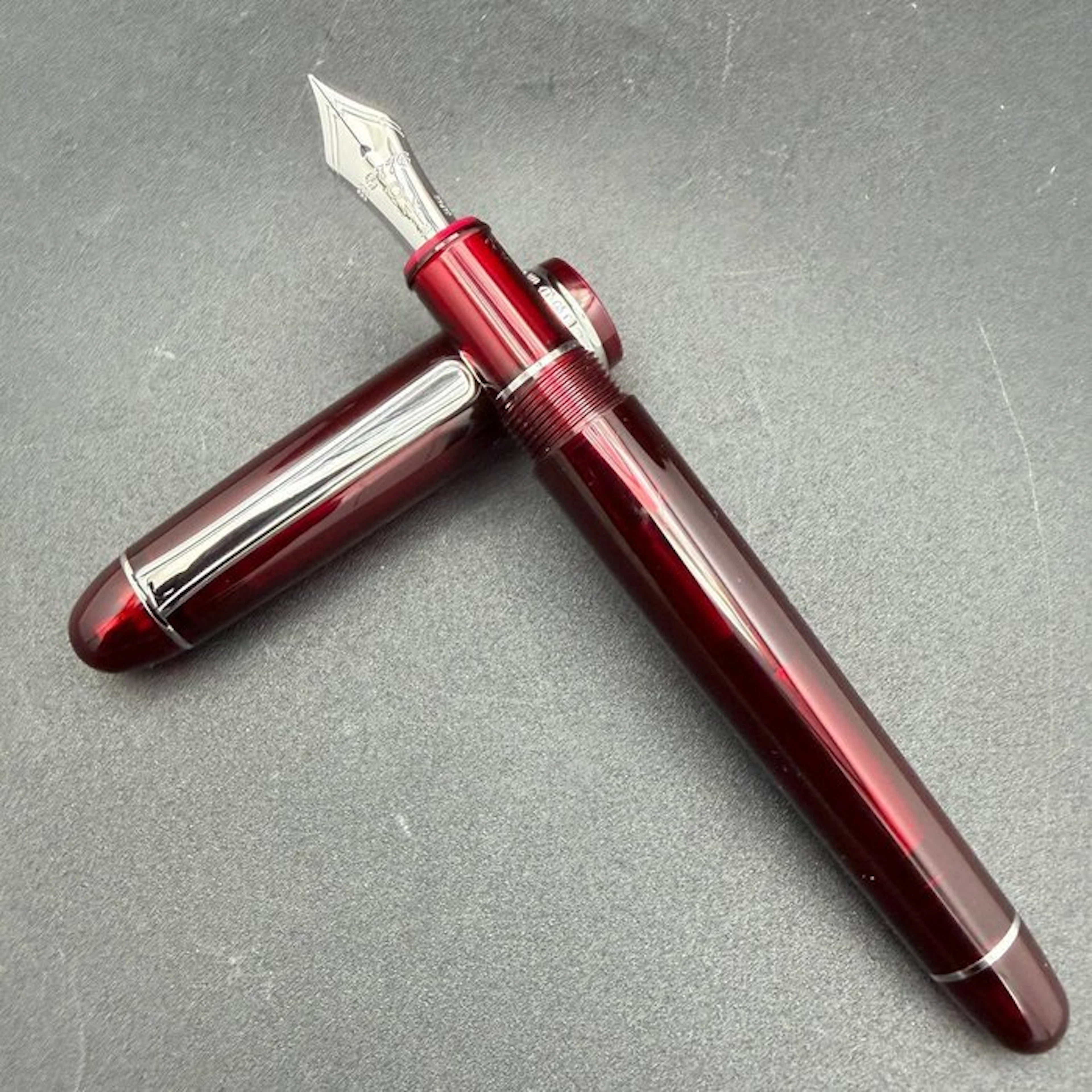 Platinum - #3776 Century Bourgogne - Fountain pen