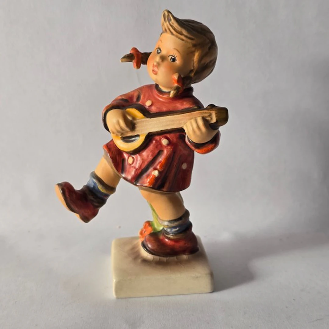 Goebel - Figurine - Hummel #86 - Happiness - TMK6 - Porcelain
