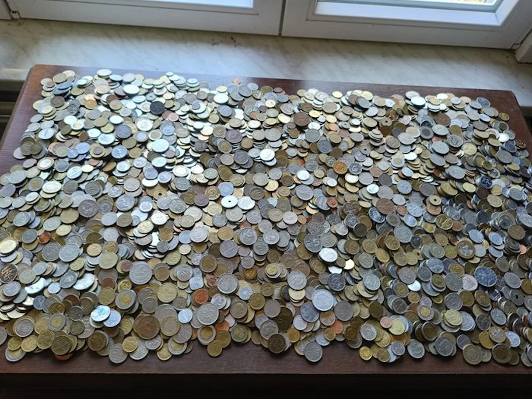 World. Massive lot of approx +- 20 kilogram world coins! (No reserve price)
