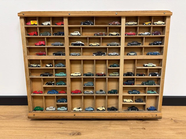 Model car (71)