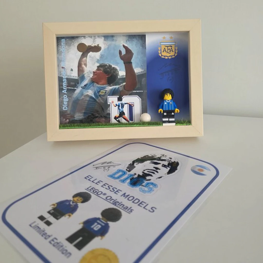 LEGO - Limited Edition - Diego Armando Maradona –...
