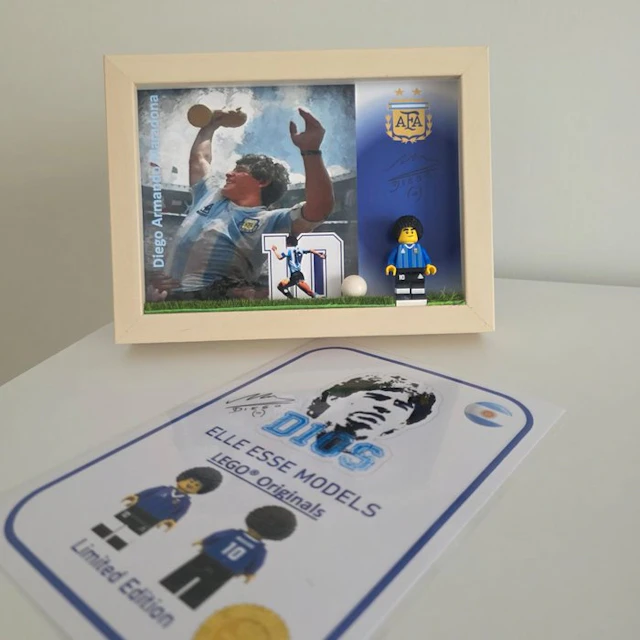 LEGO - Limited Edition - Diego Armando Maradona –...