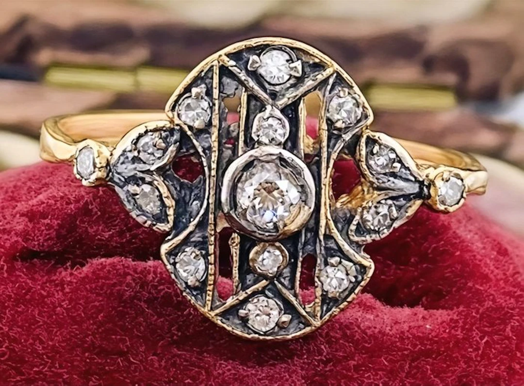 No reserve price - Ring - 9 kt. Yellow gold, Silver Diamond (Natural)