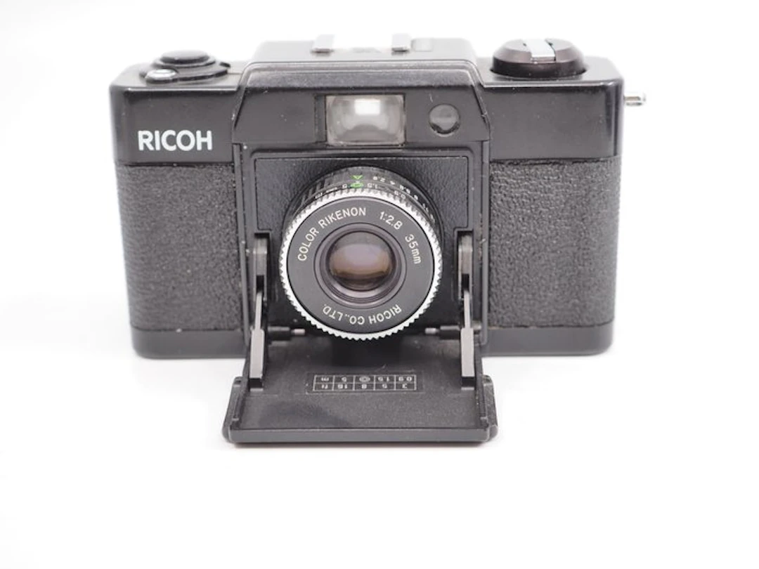 Ricoh FF-1 black Analogue compact camera