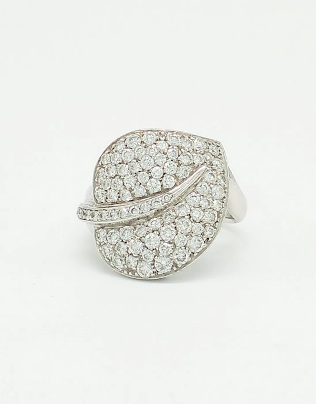 Ring - 18 kt. White gold Diamond (Natural)